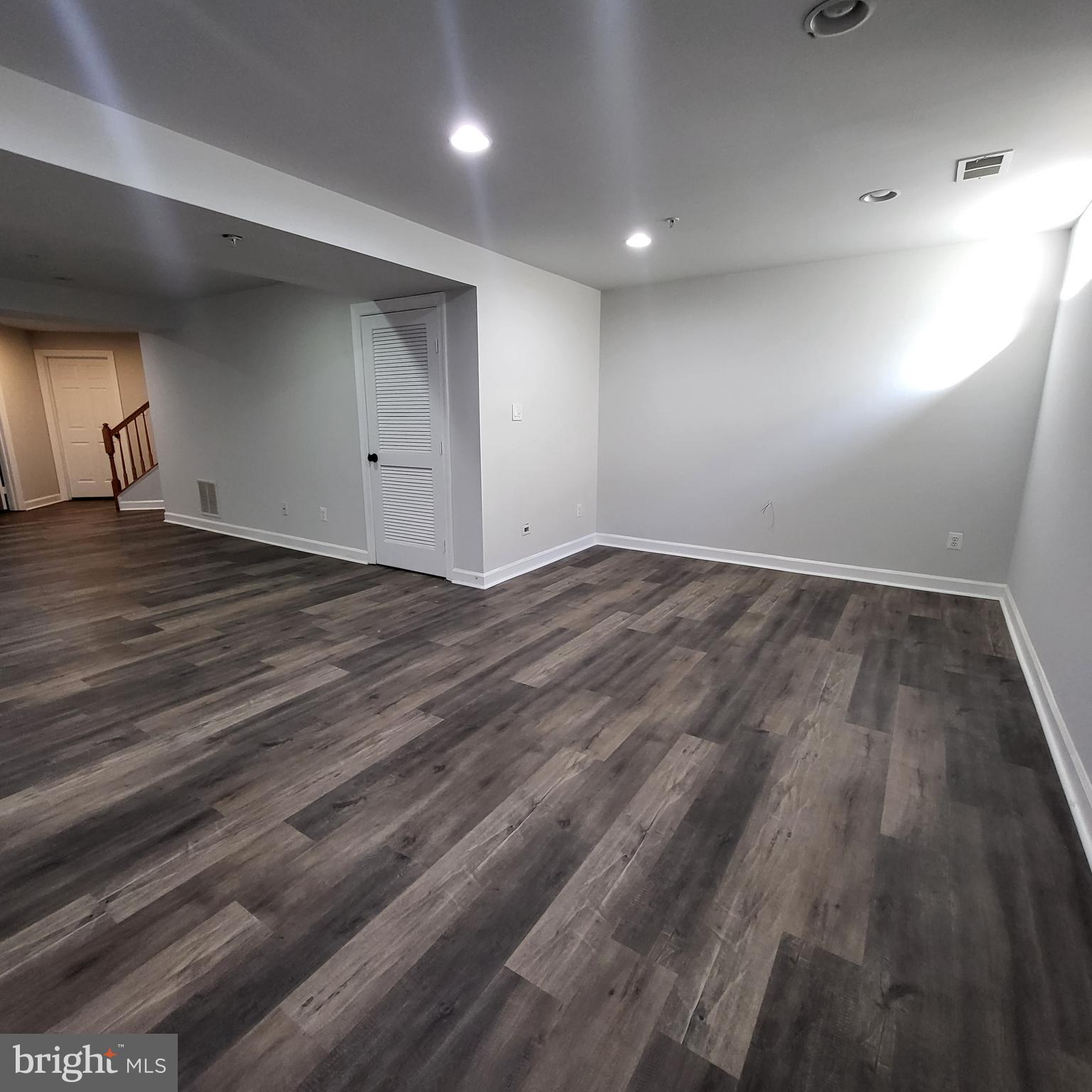 GREENWAY VILLAGE - Residential Lease