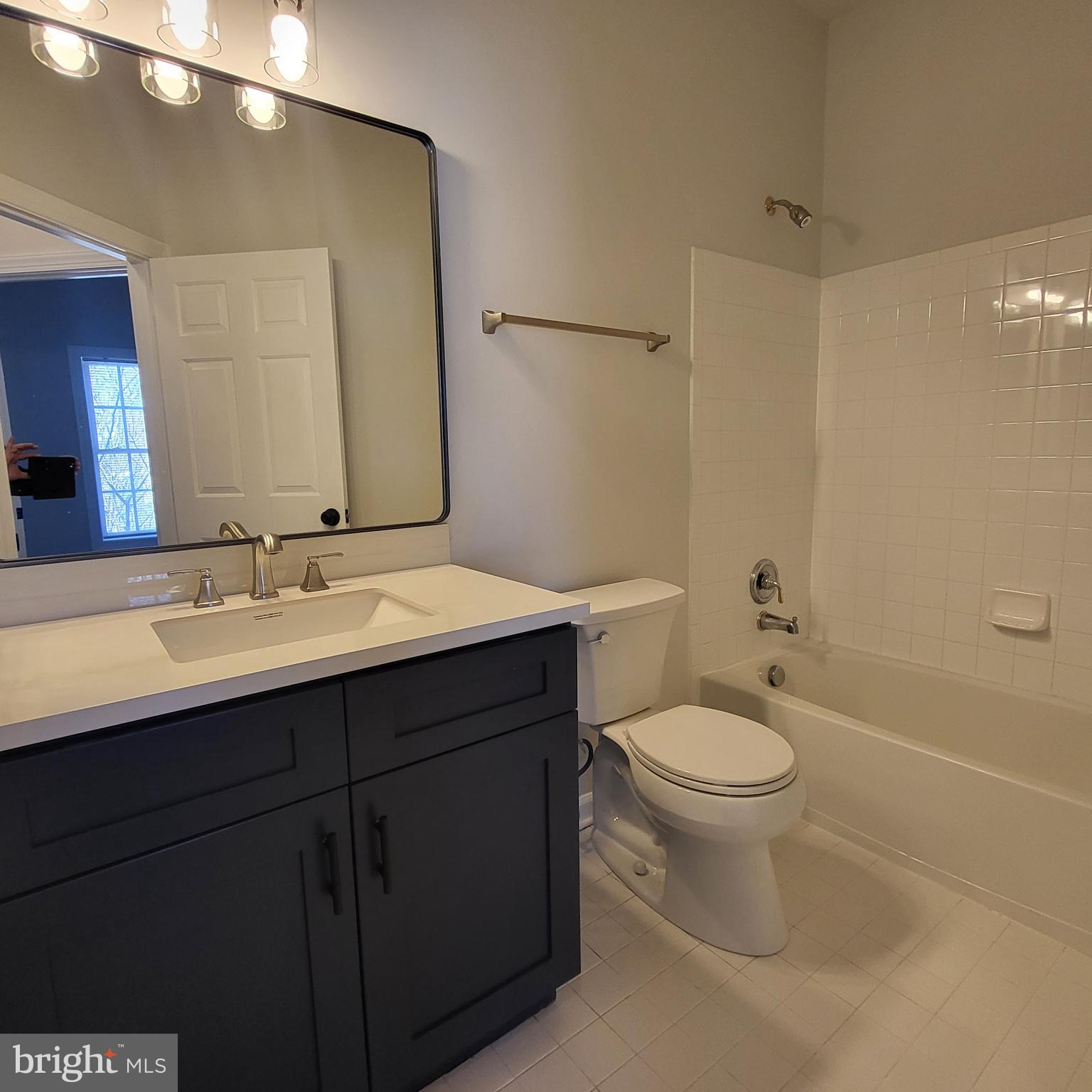 GREENWAY VILLAGE - Residential Lease