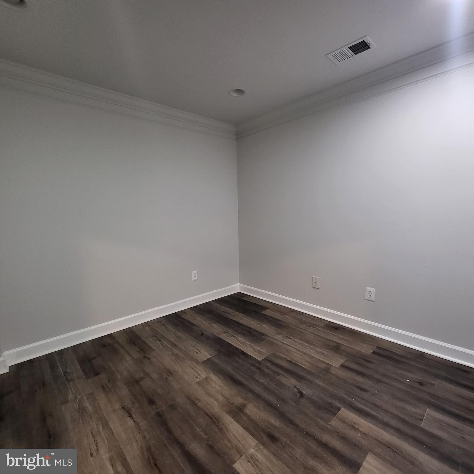 GREENWAY VILLAGE - Residential Lease