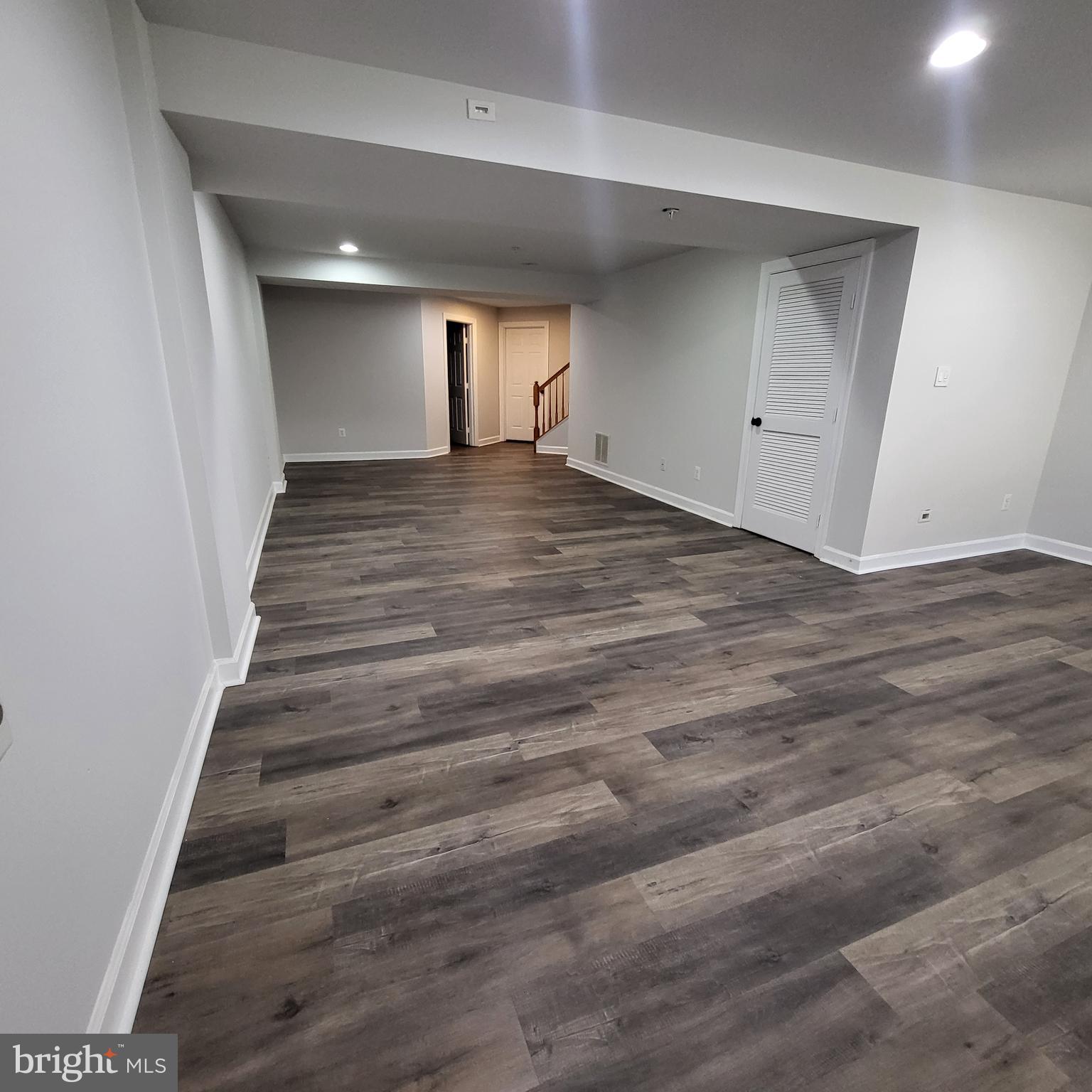 GREENWAY VILLAGE - Residential Lease