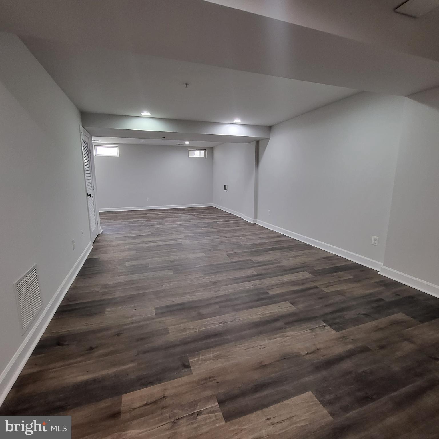 GREENWAY VILLAGE - Residential Lease