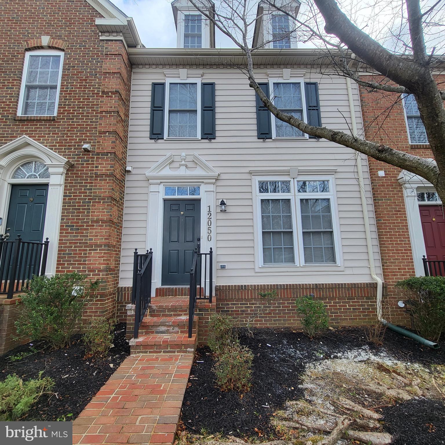 GREENWAY VILLAGE - Residential Lease