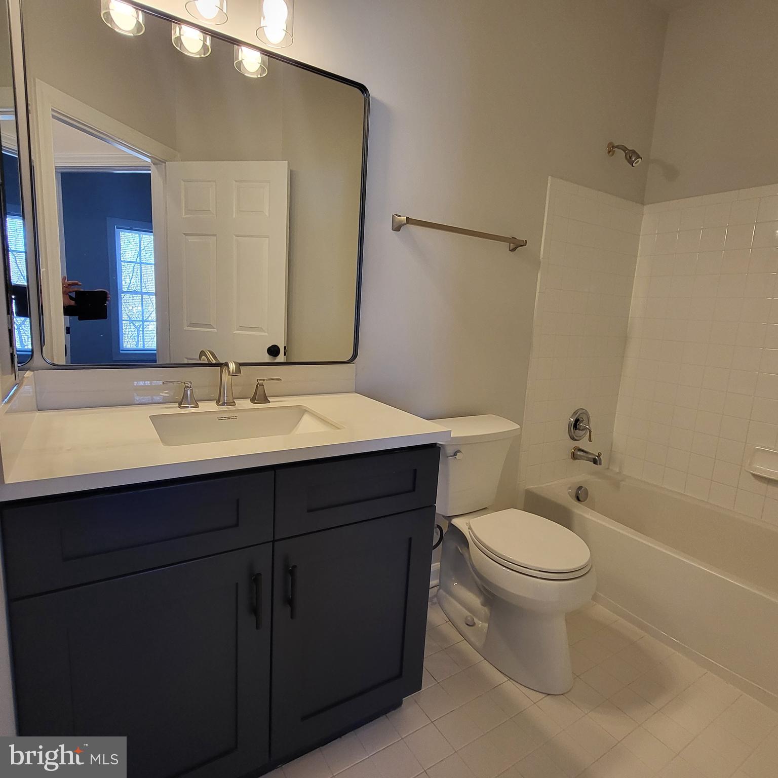 GREENWAY VILLAGE - Residential Lease