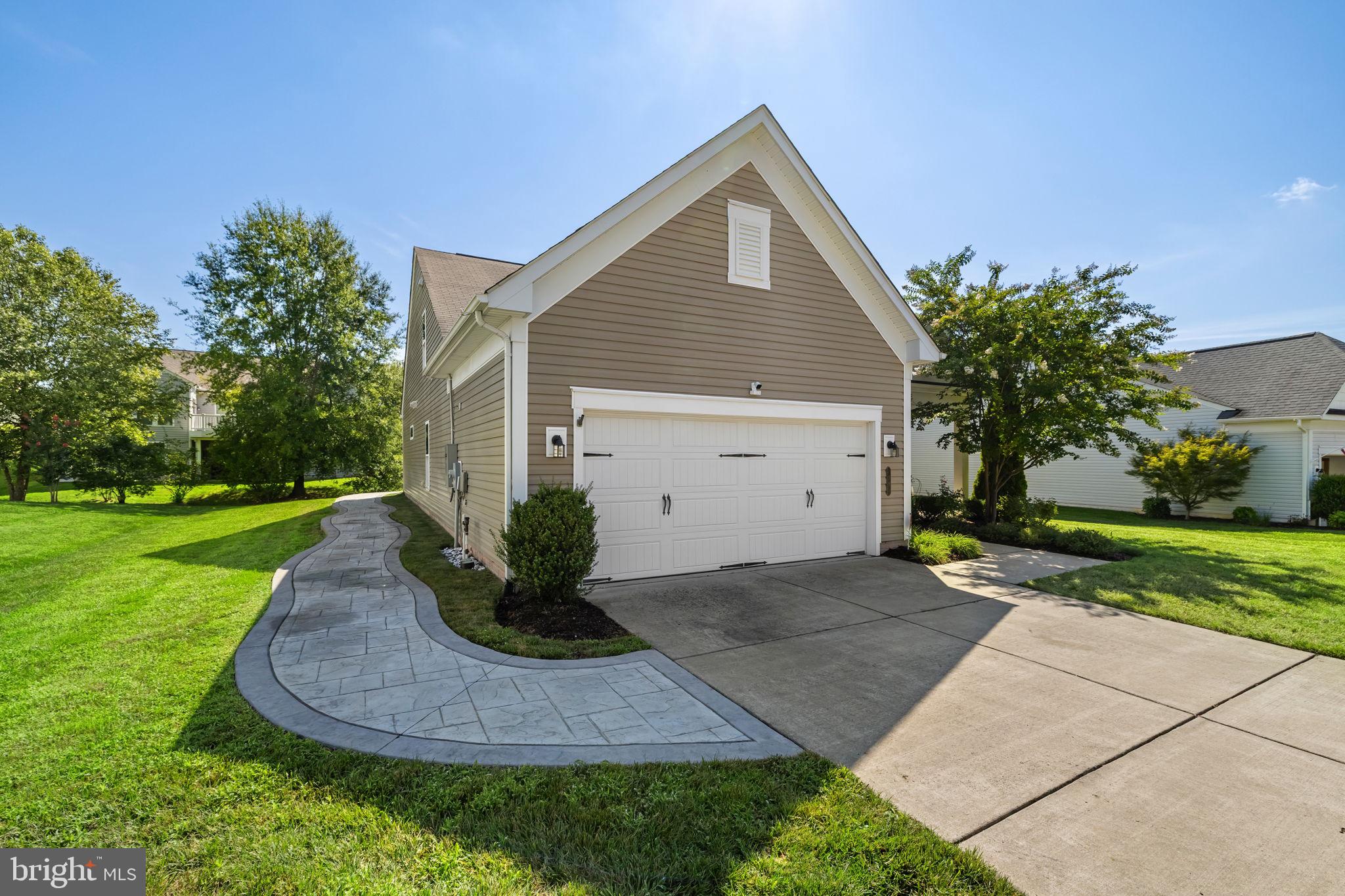 39 BATTERY POINT DRIVE