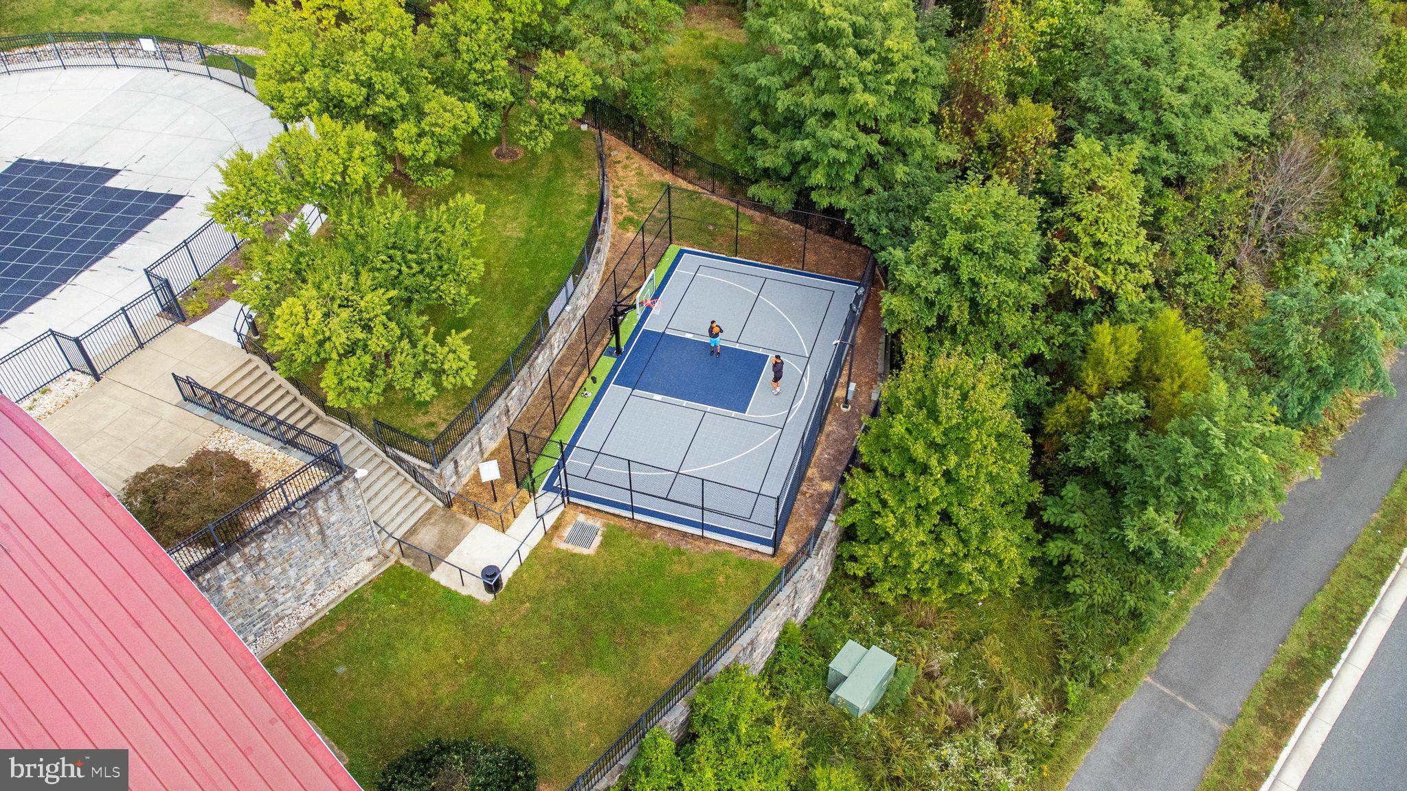 POTOMAC CLUB II - Residential Lease