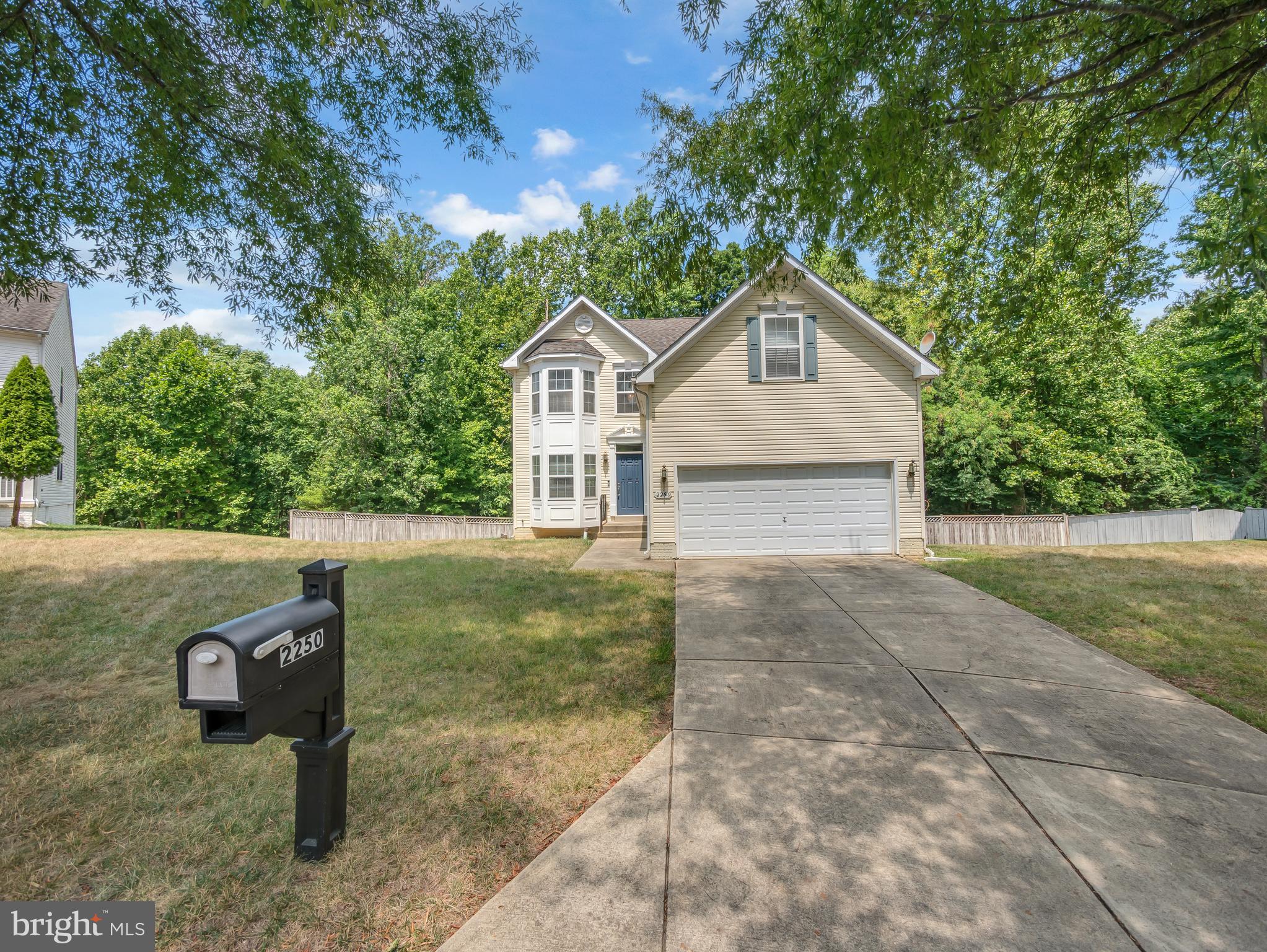 STRAWBERRY HILLS ESTATES - Residential