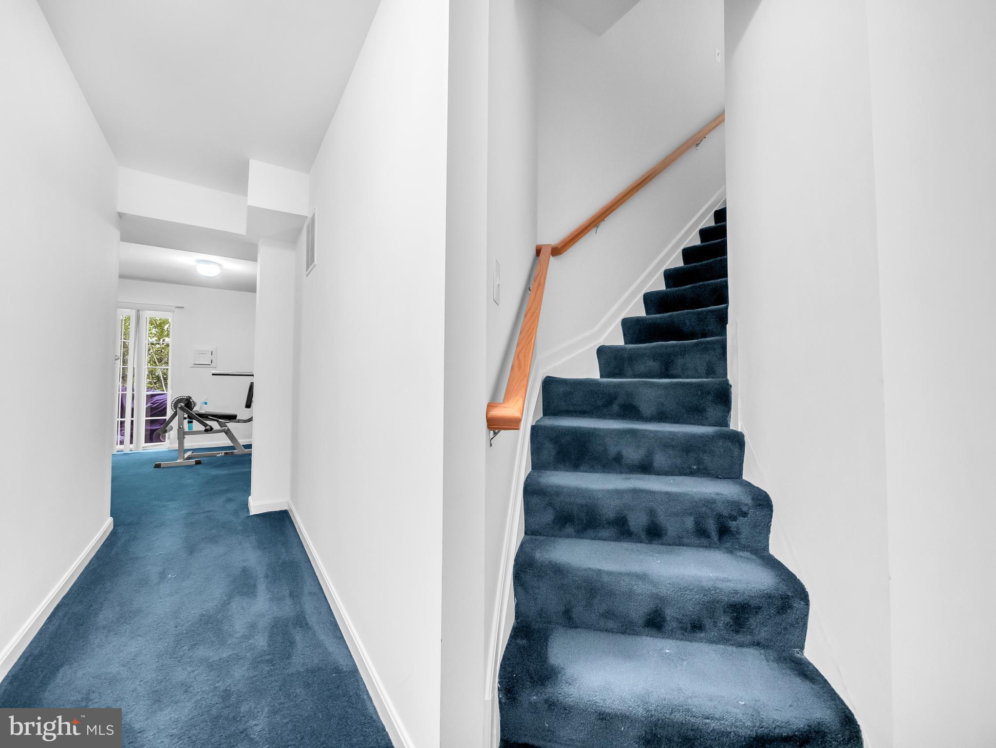 STRAWBERRY HILLS ESTATES - Residential