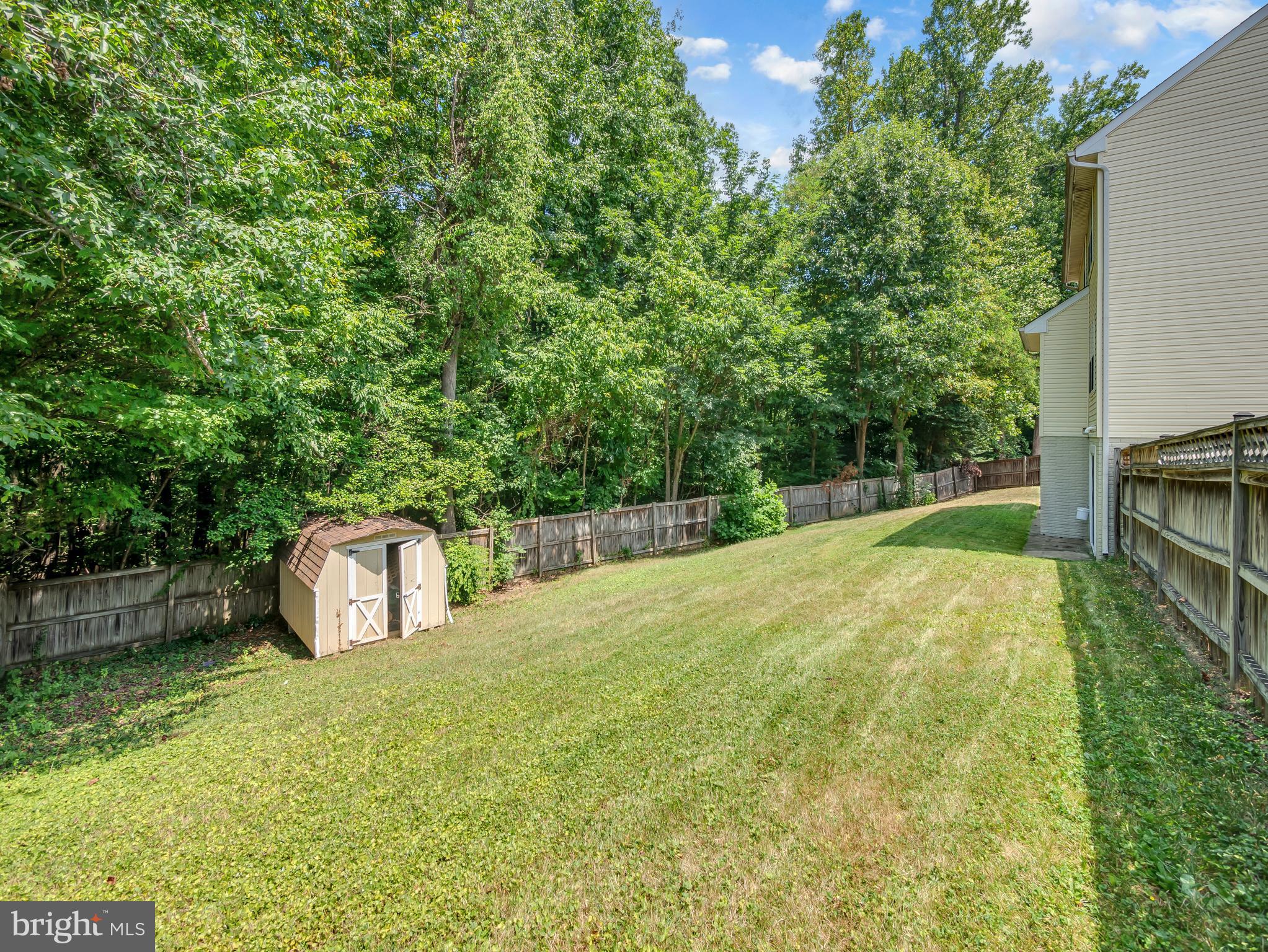 STRAWBERRY HILLS ESTATES - Residential