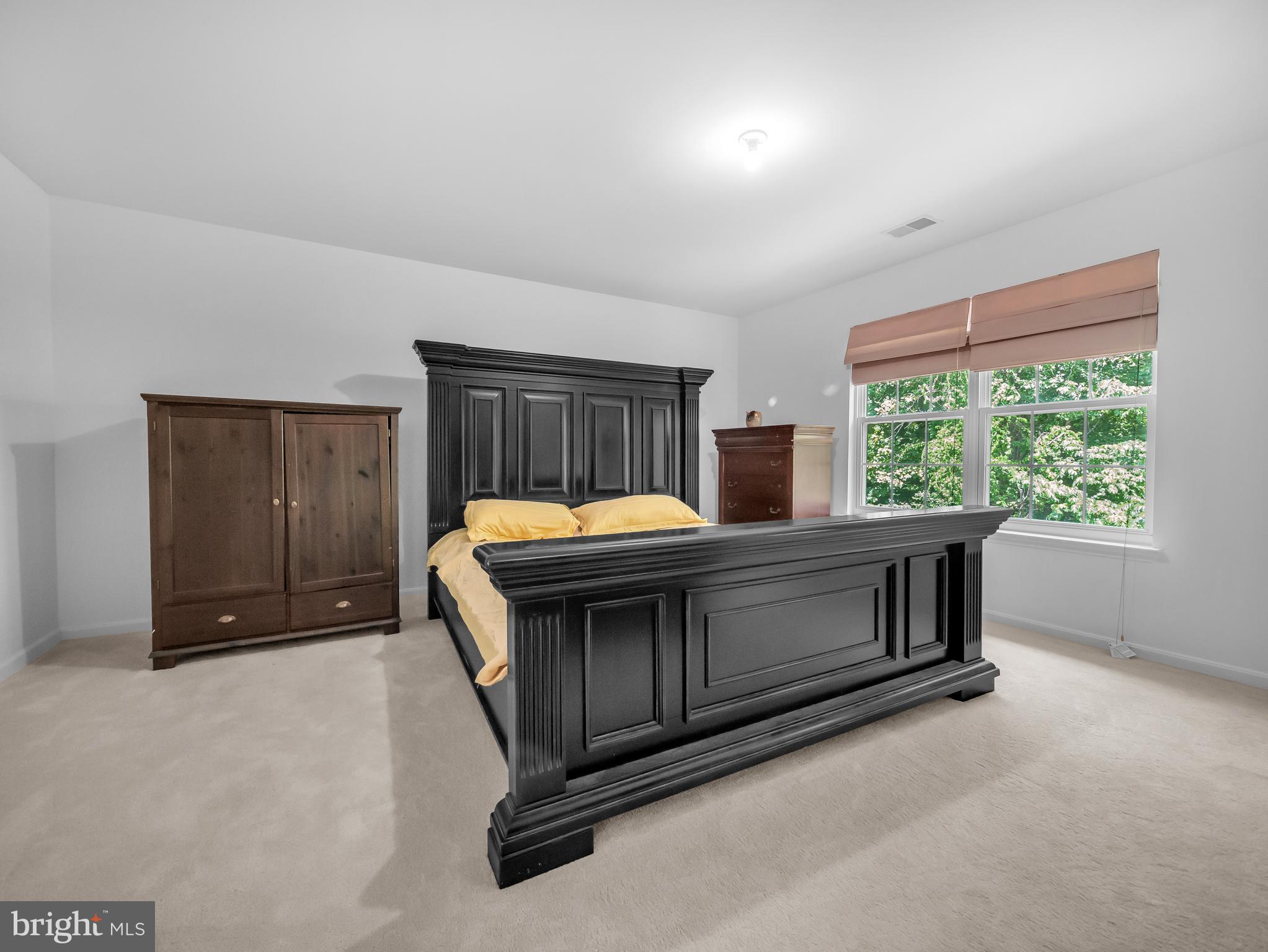 STRAWBERRY HILLS ESTATES - Residential