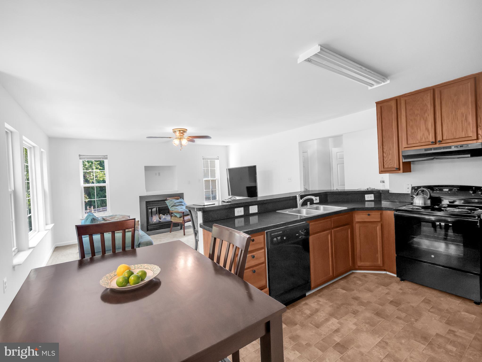 STRAWBERRY HILLS ESTATES - Residential