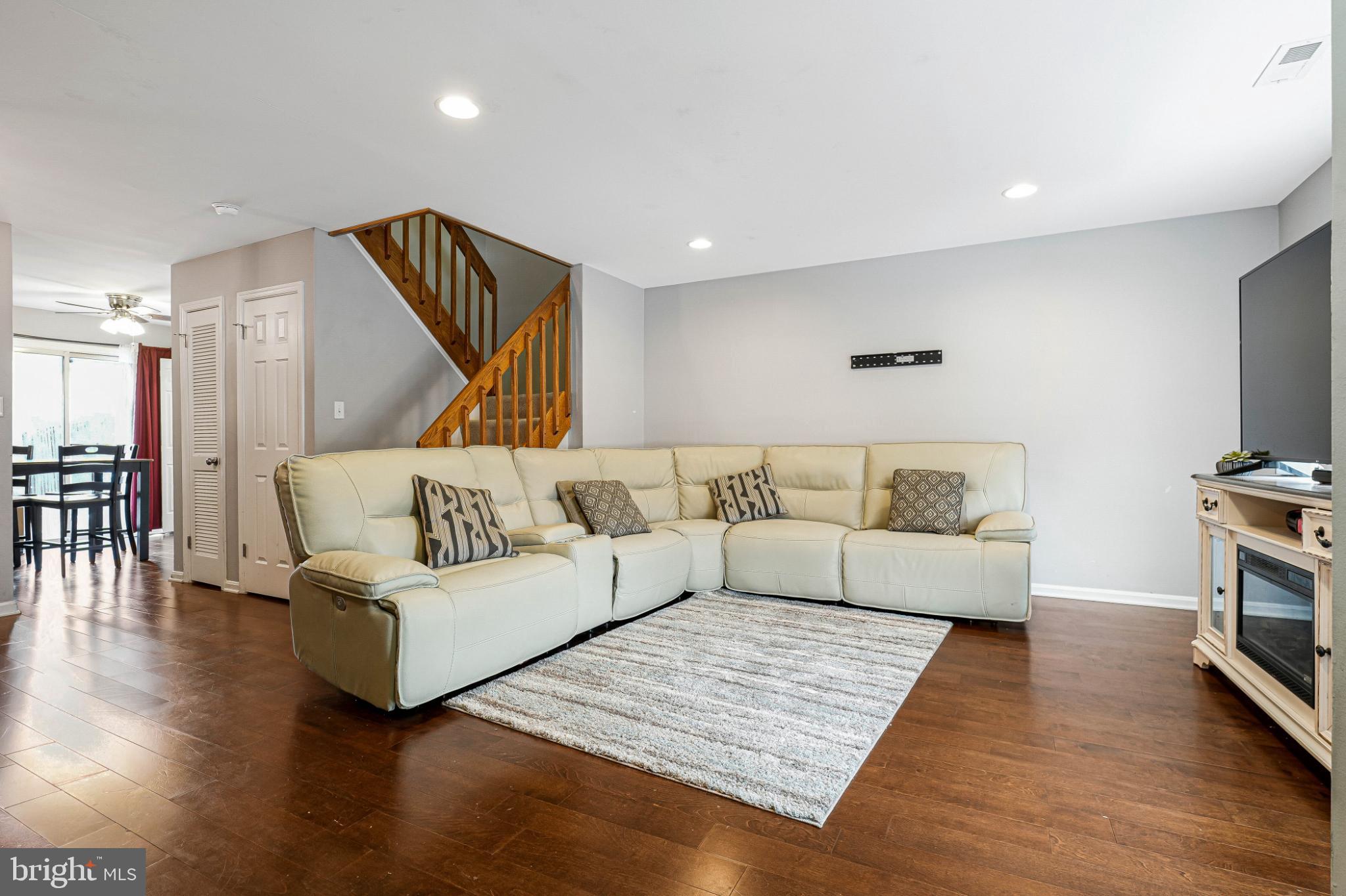 ACTON VILLAGE - Residential