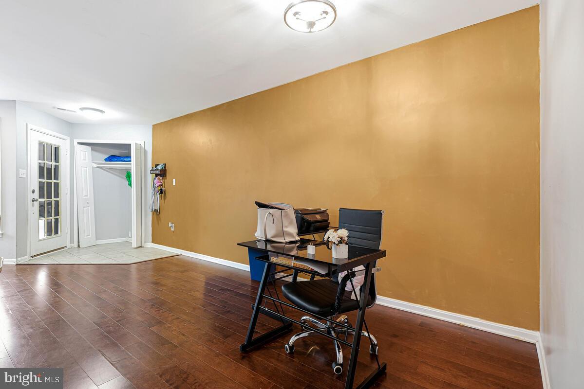 ACTON VILLAGE - Residential