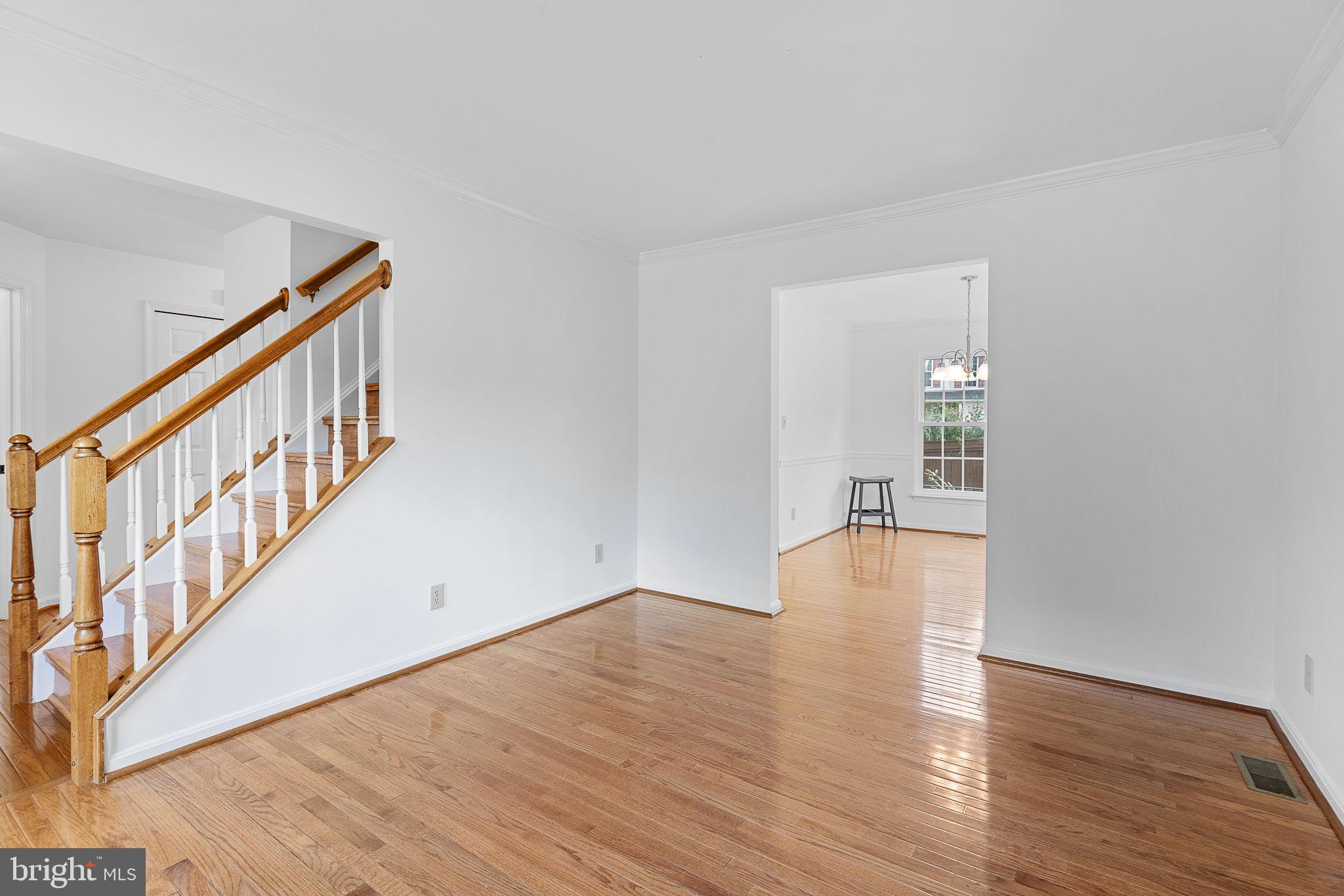 8 WESTCHESTER COURT