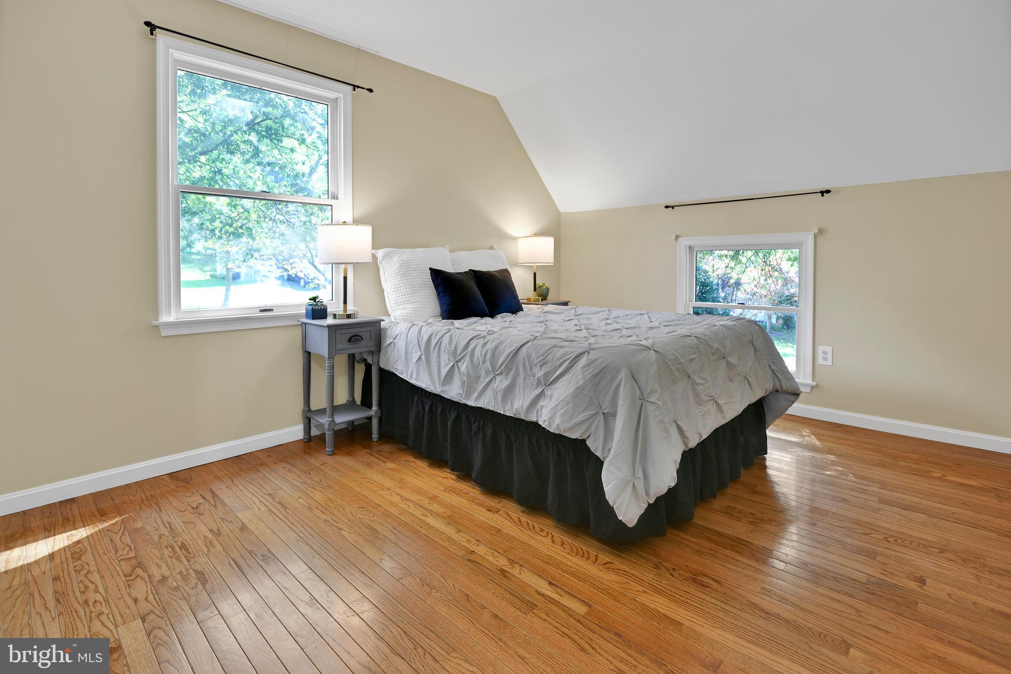 LAKE LINGANORE - Residential