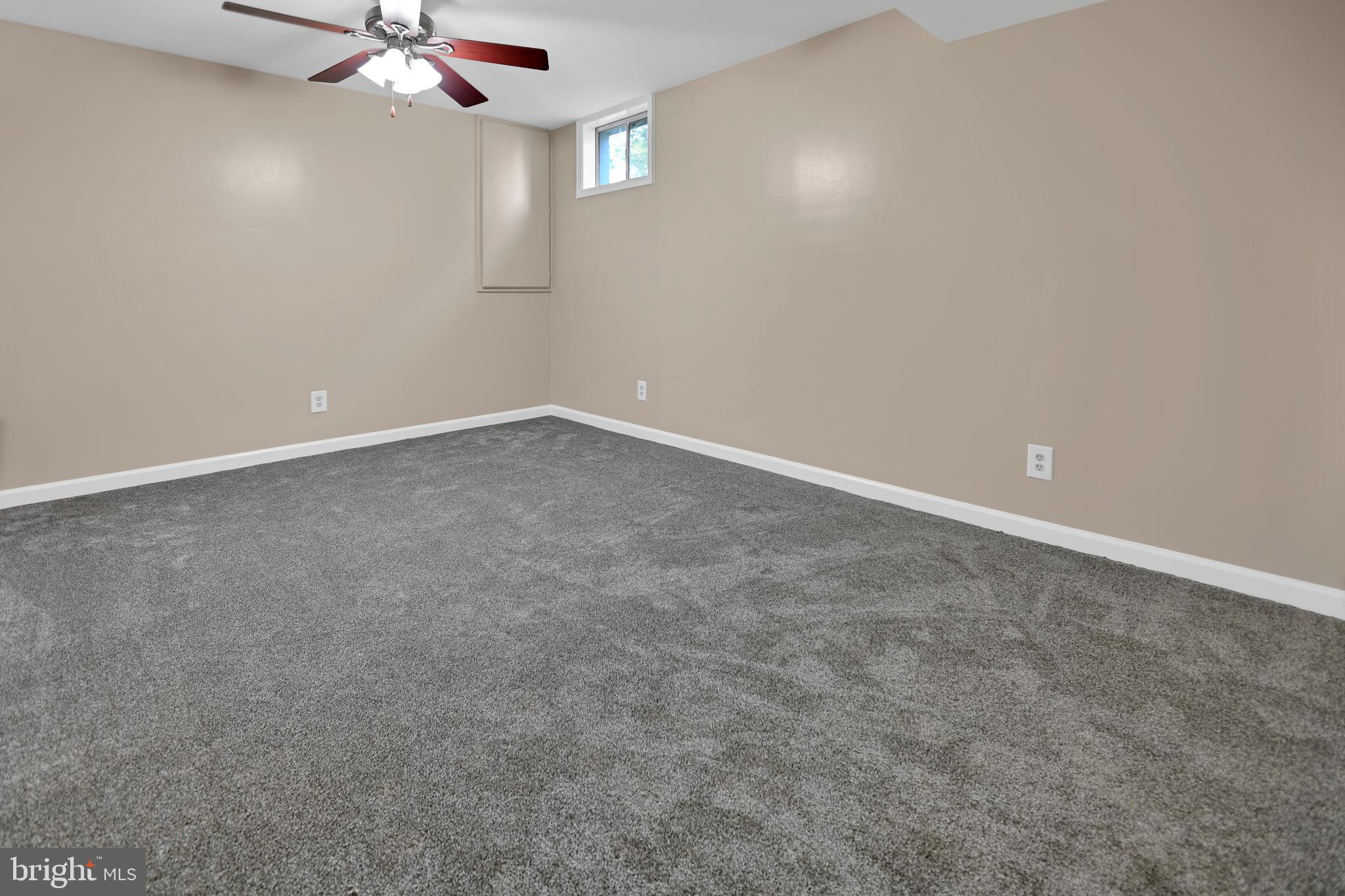 LAKE LINGANORE - Residential