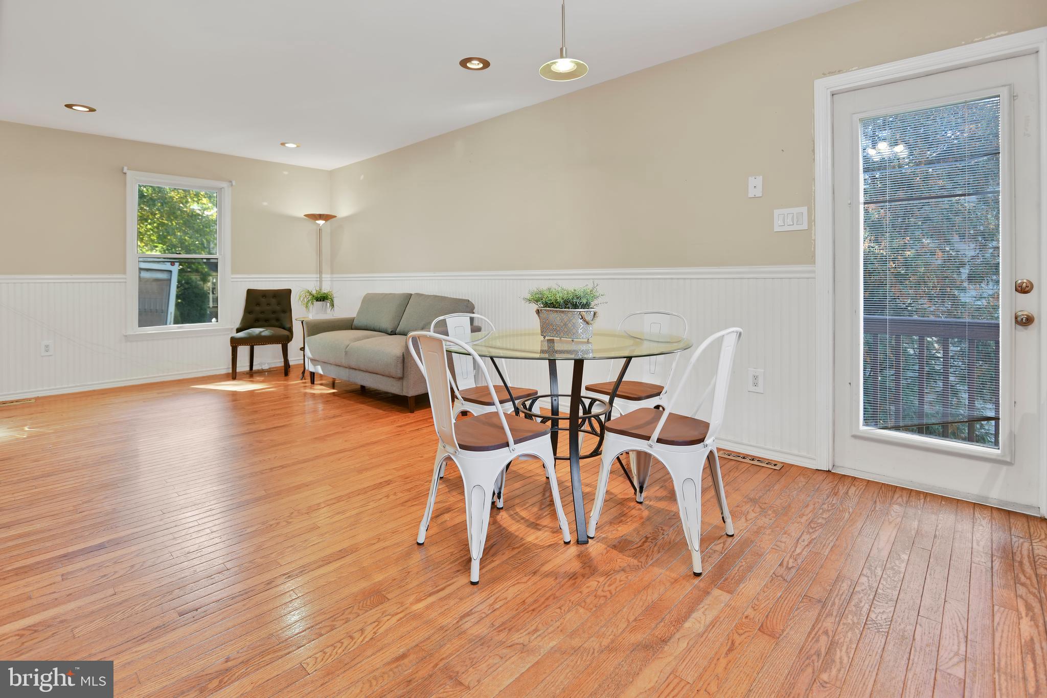 LAKE LINGANORE - Residential