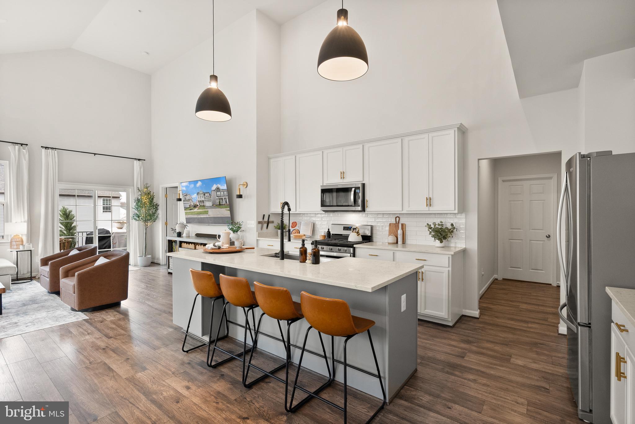 POTOMAC SHORES - Residential