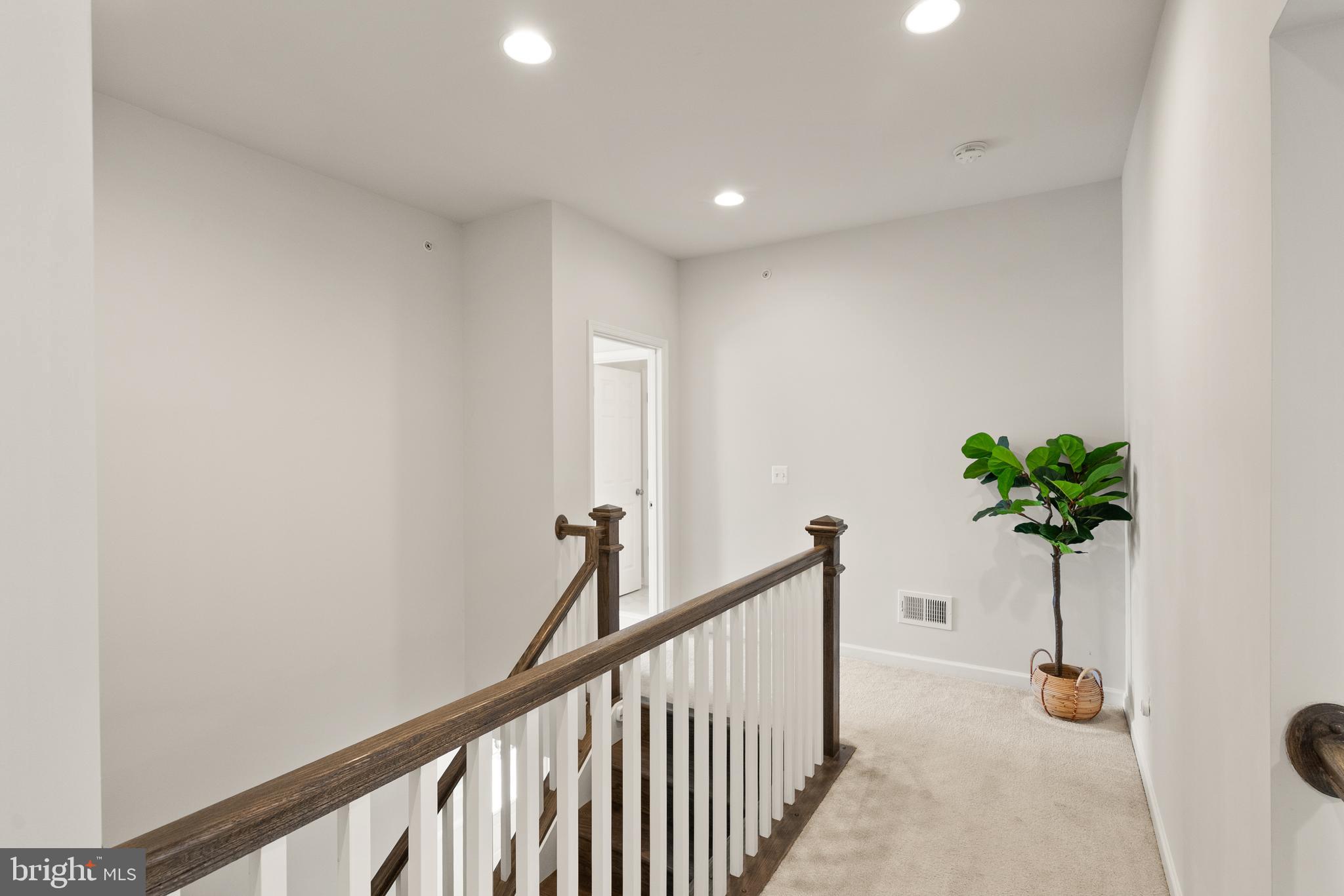 POTOMAC SHORES - Residential