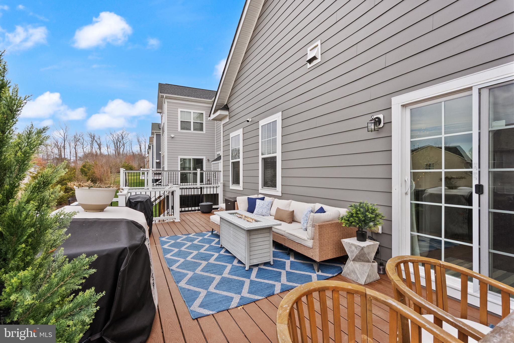 POTOMAC SHORES - Residential