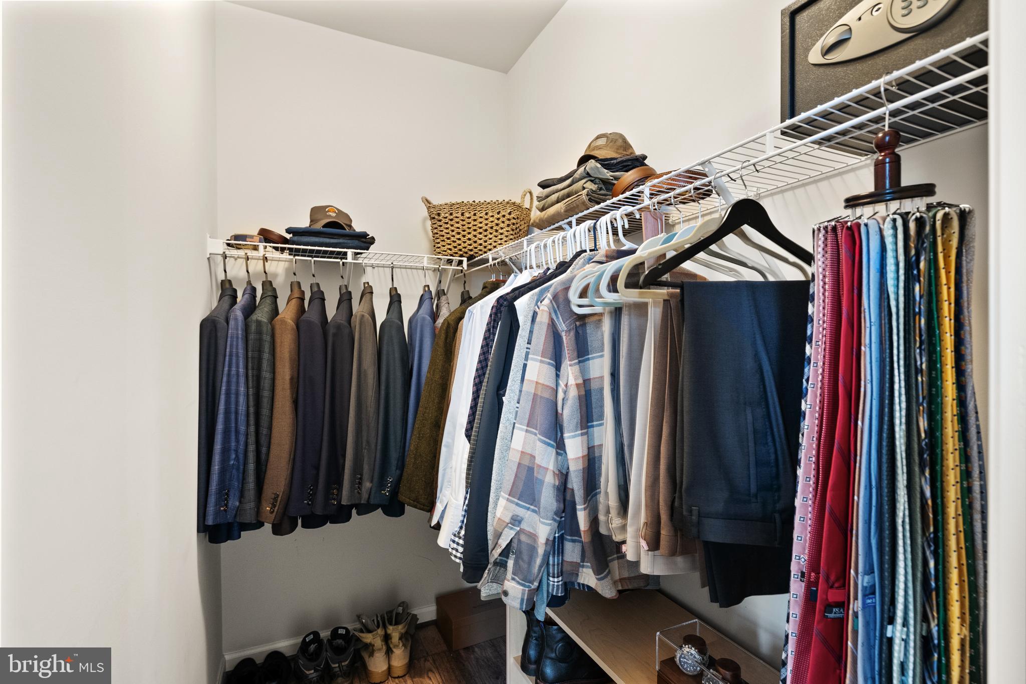 POTOMAC SHORES - Residential