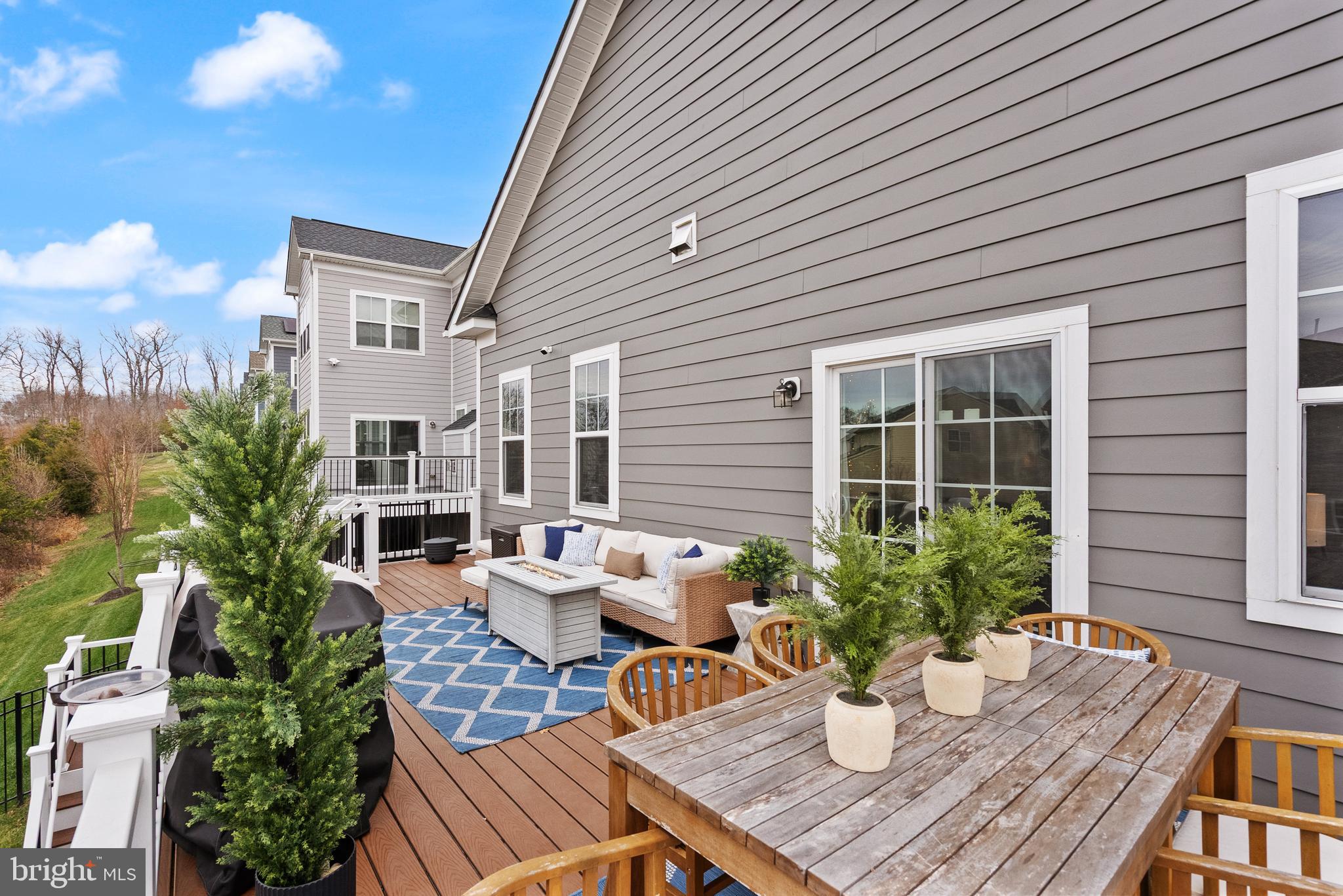 POTOMAC SHORES - Residential