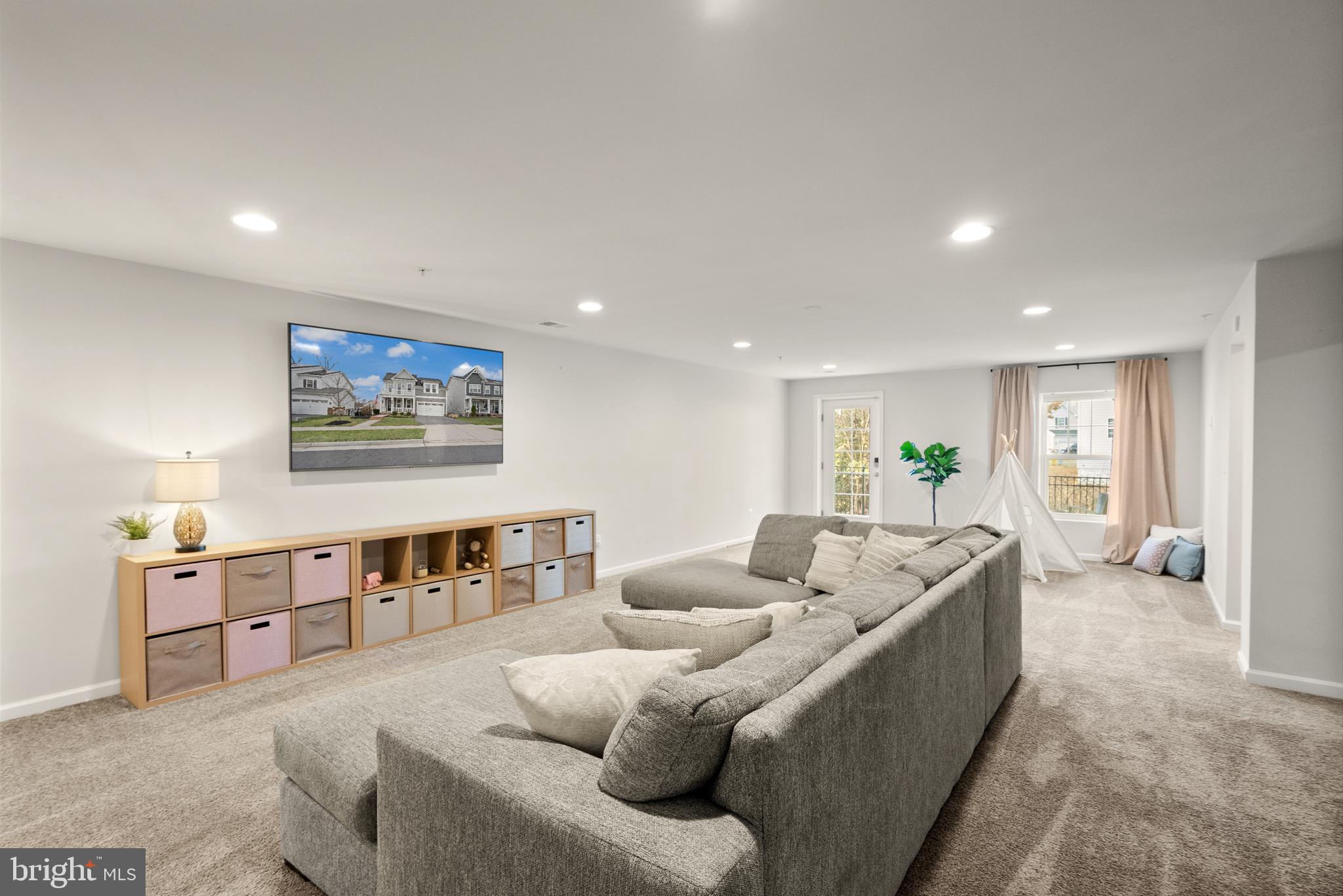 POTOMAC SHORES - Residential