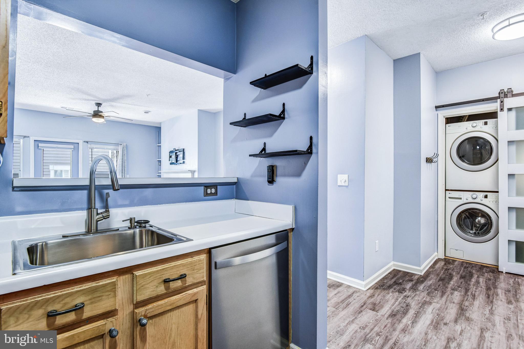 SANDERLING CONDO - Residential
