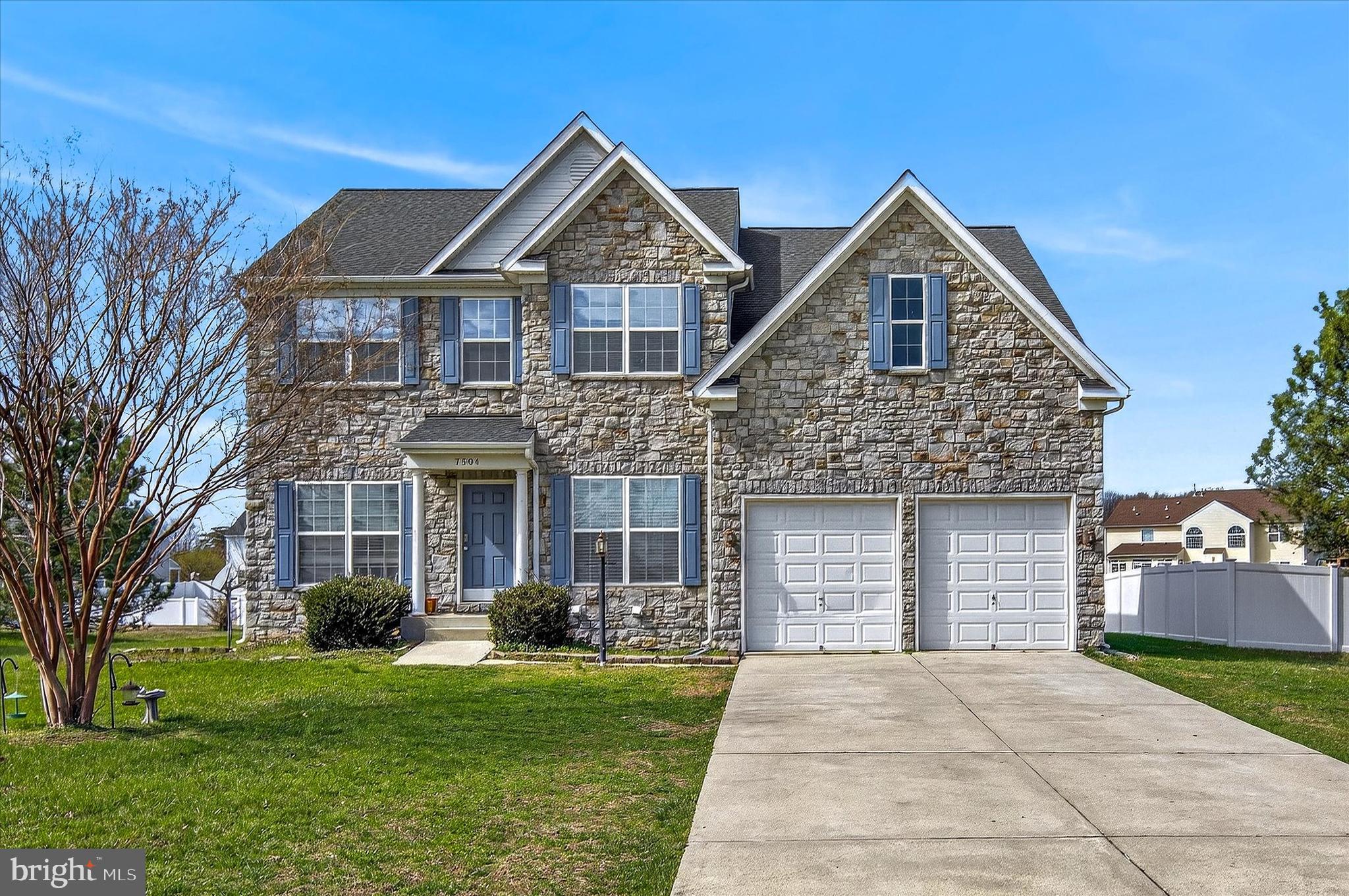 7504 WHITE PLAINS LANE