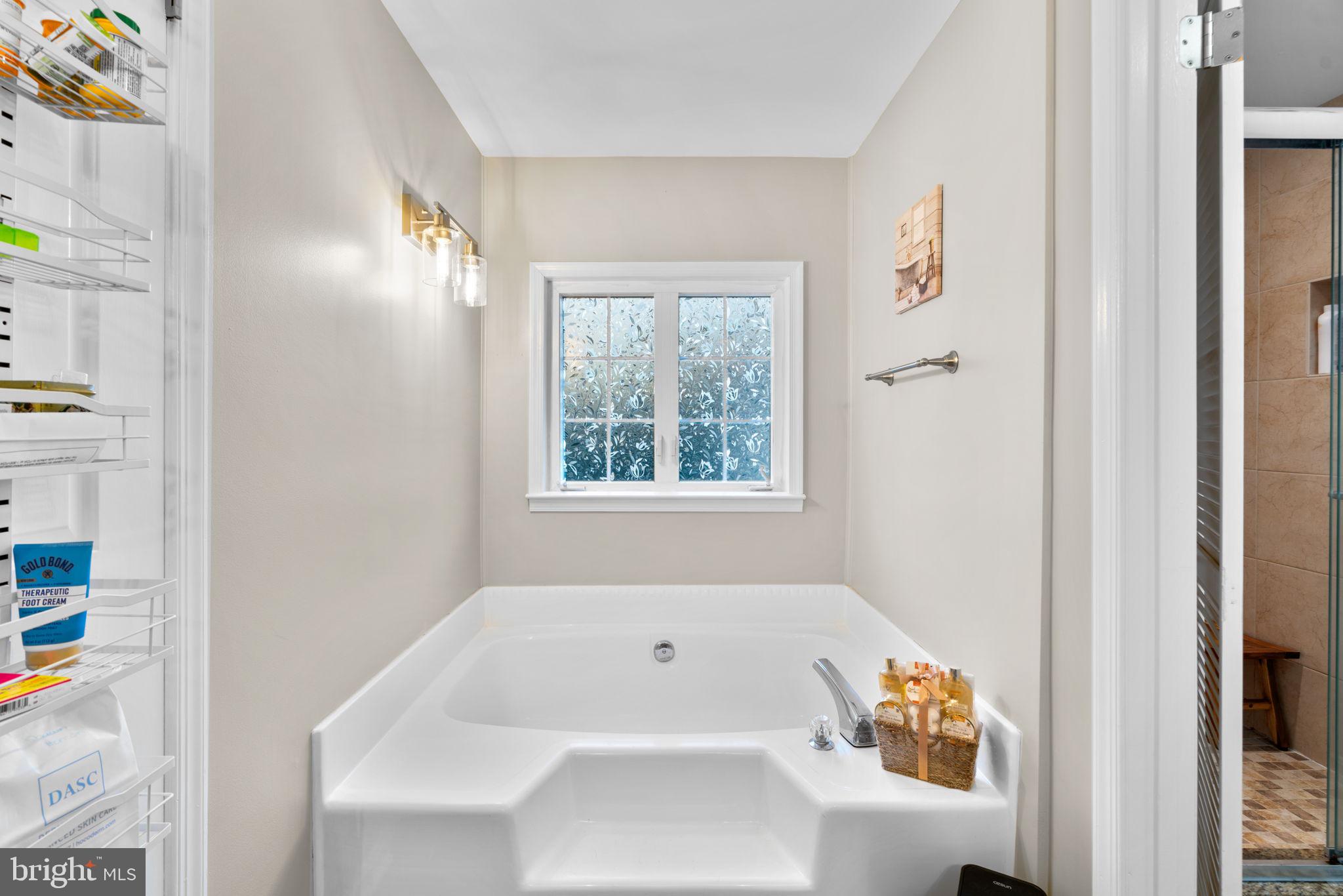 VILLAGE OF KINGS CONTRIVANCE - Residential