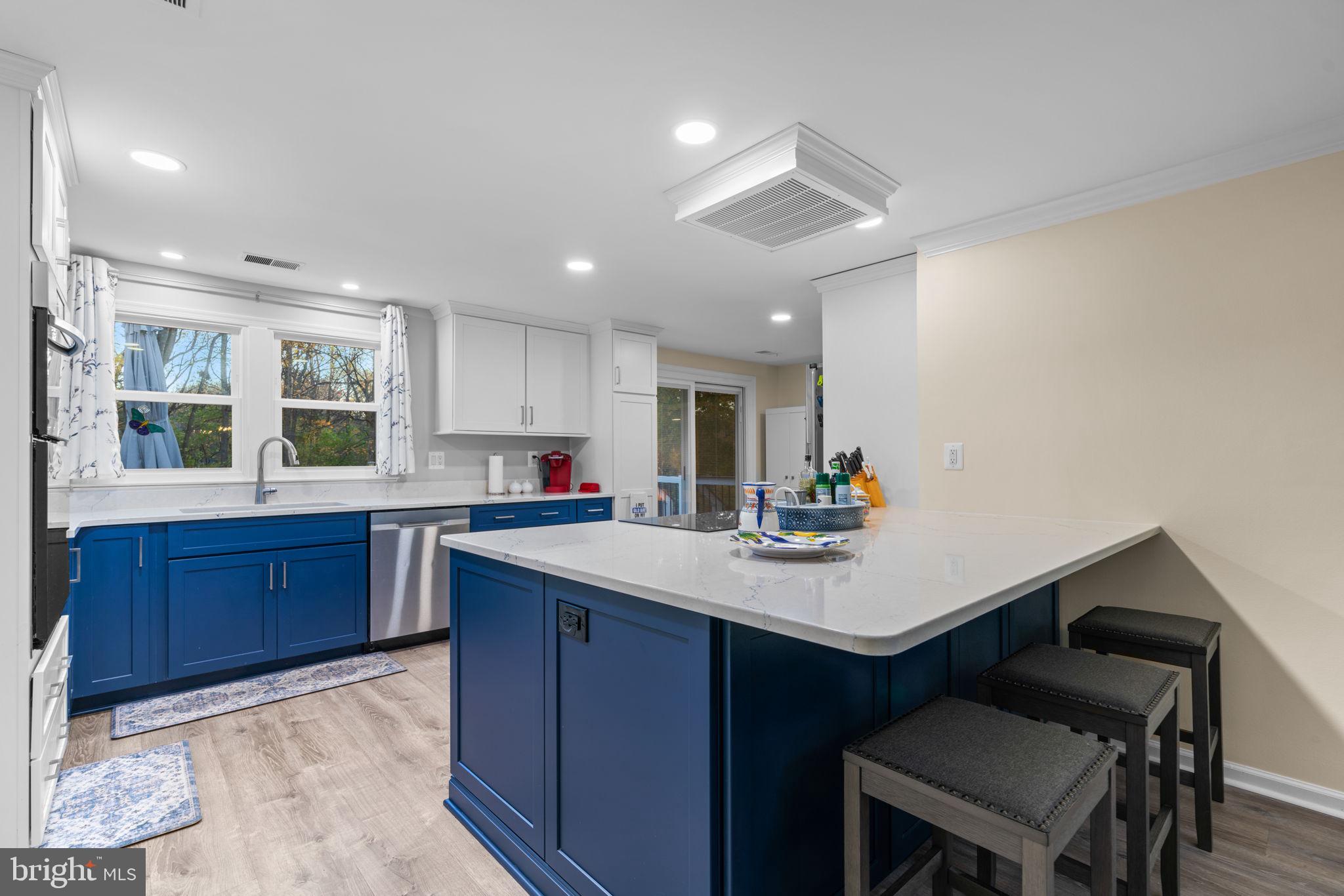 VILLAGE OF KINGS CONTRIVANCE - Residential