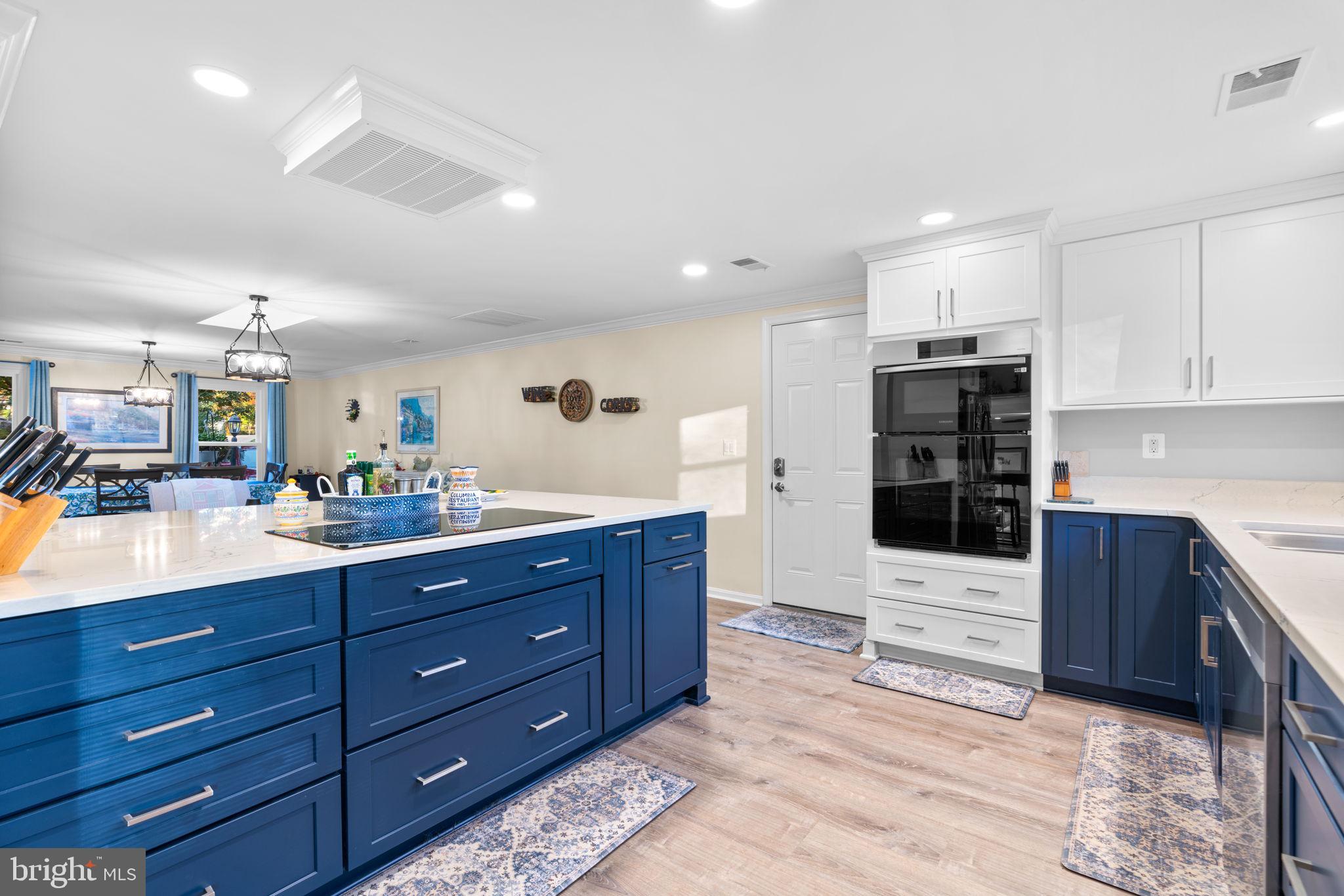 VILLAGE OF KINGS CONTRIVANCE - Residential