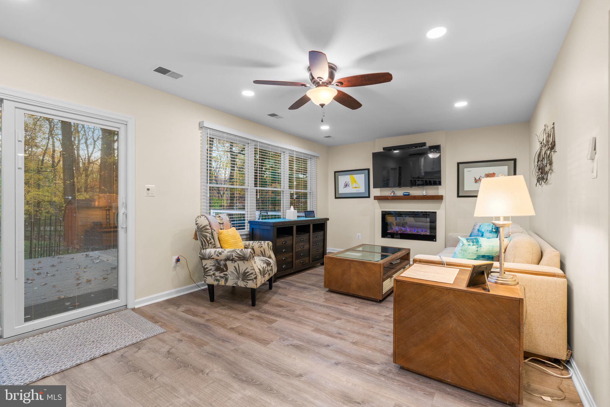 VILLAGE OF KINGS CONTRIVANCE - Residential