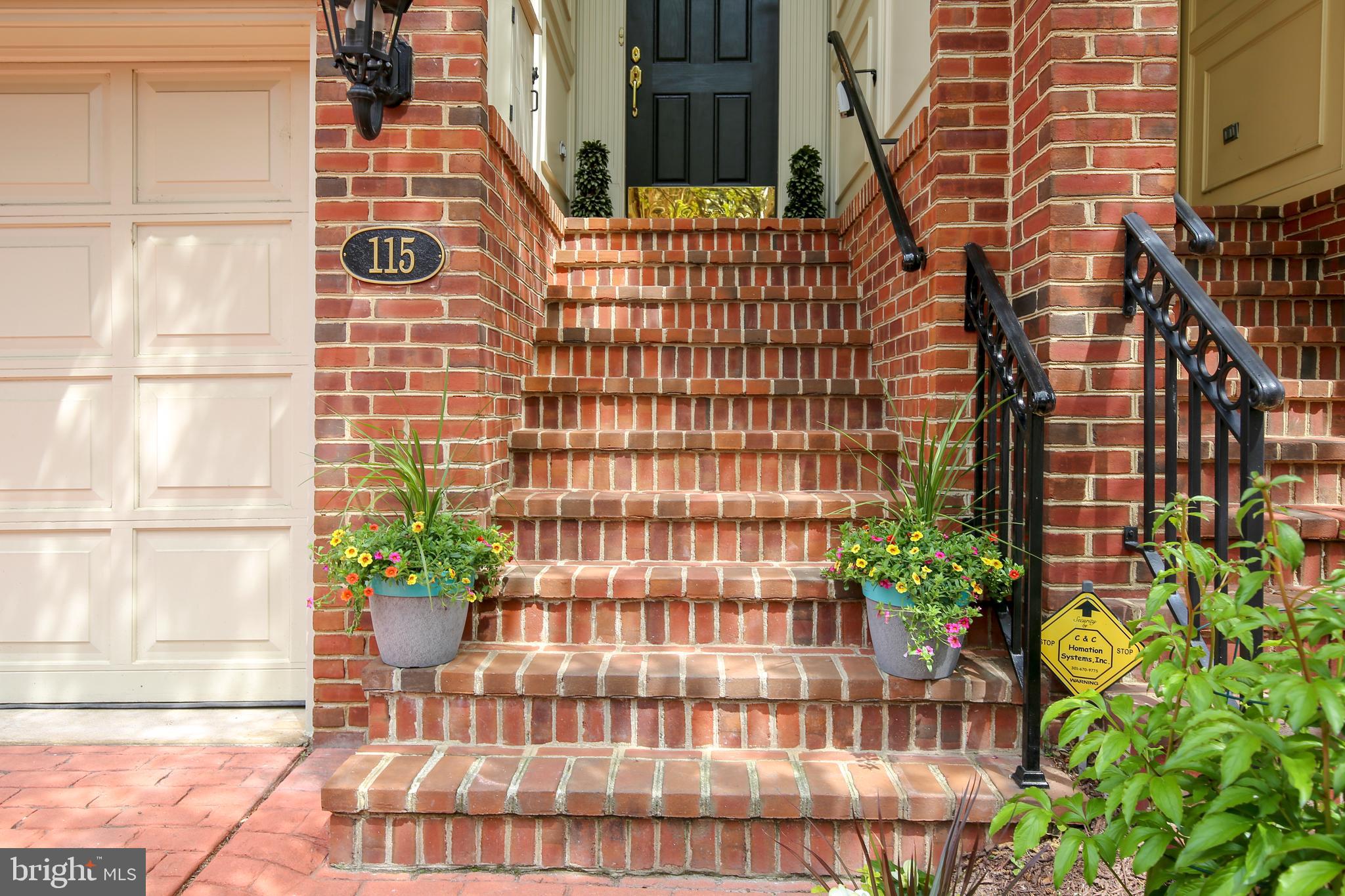 RIVERGATE - Residential