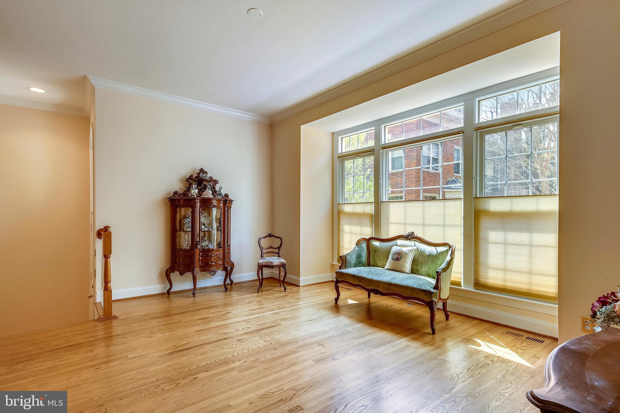 RIVERGATE - Residential