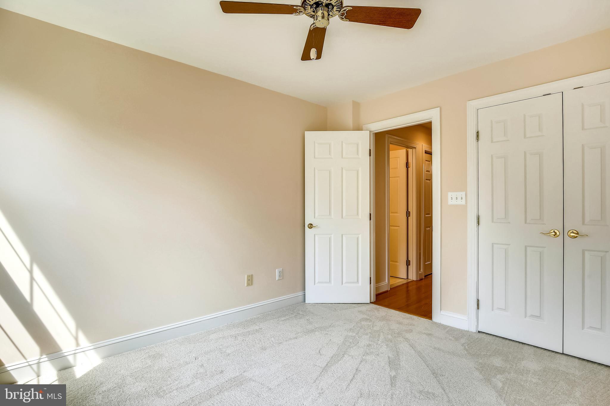 RIVERGATE - Residential