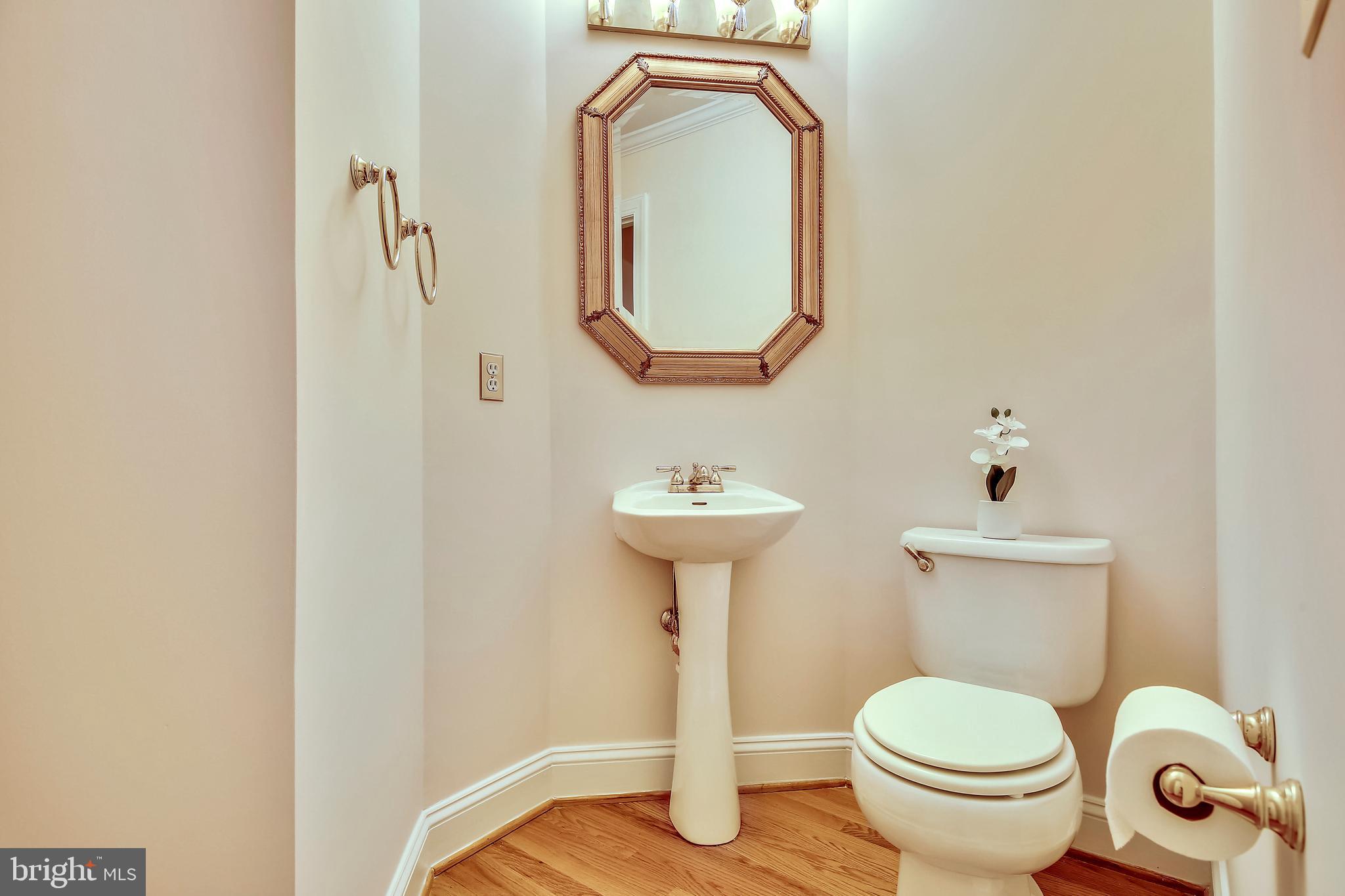 RIVERGATE - Residential