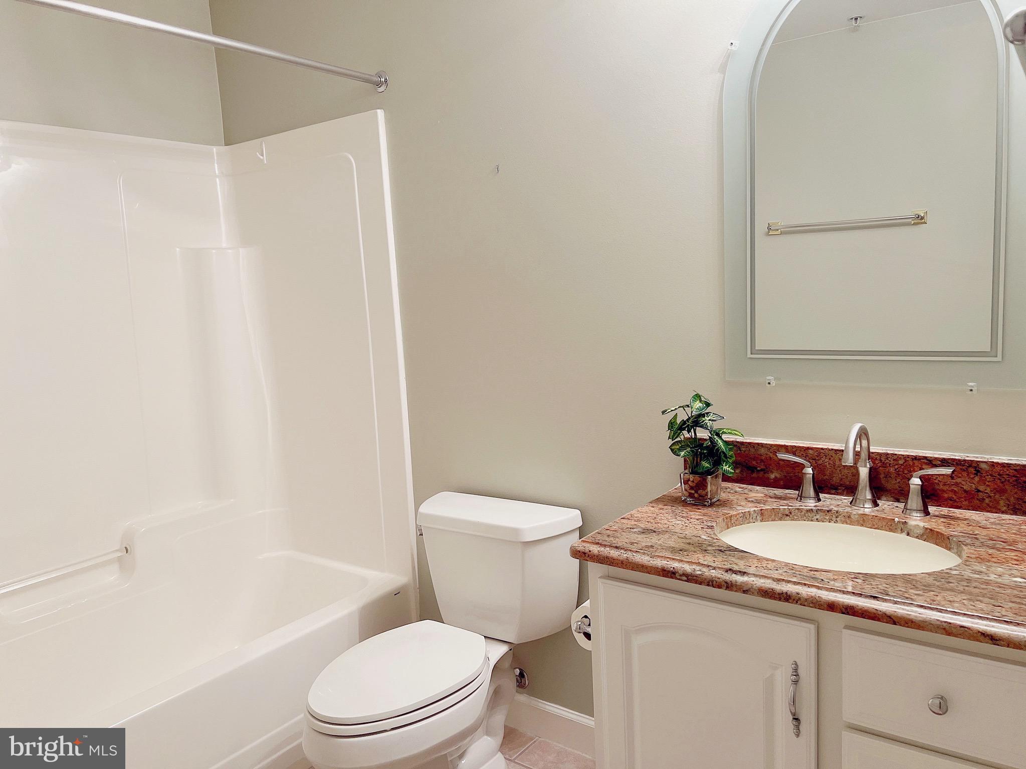 FAIRWAY VILLAS - Residential Lease