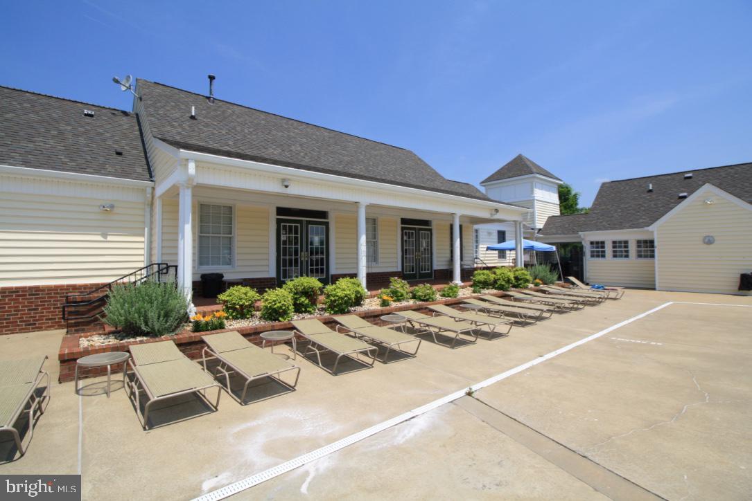 SALEM FIELDS - Residential