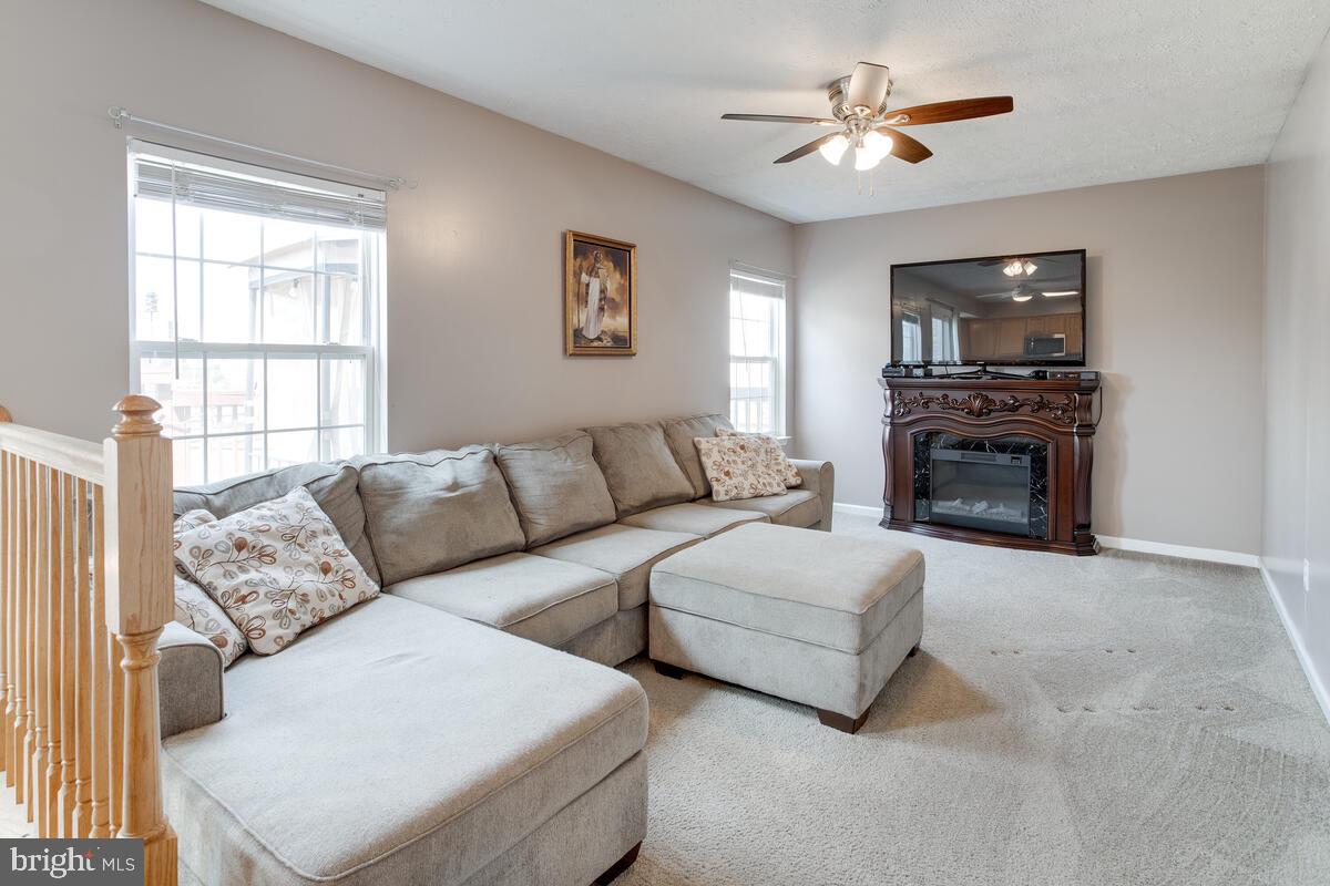 OTTER CREEK LANDING - Residential