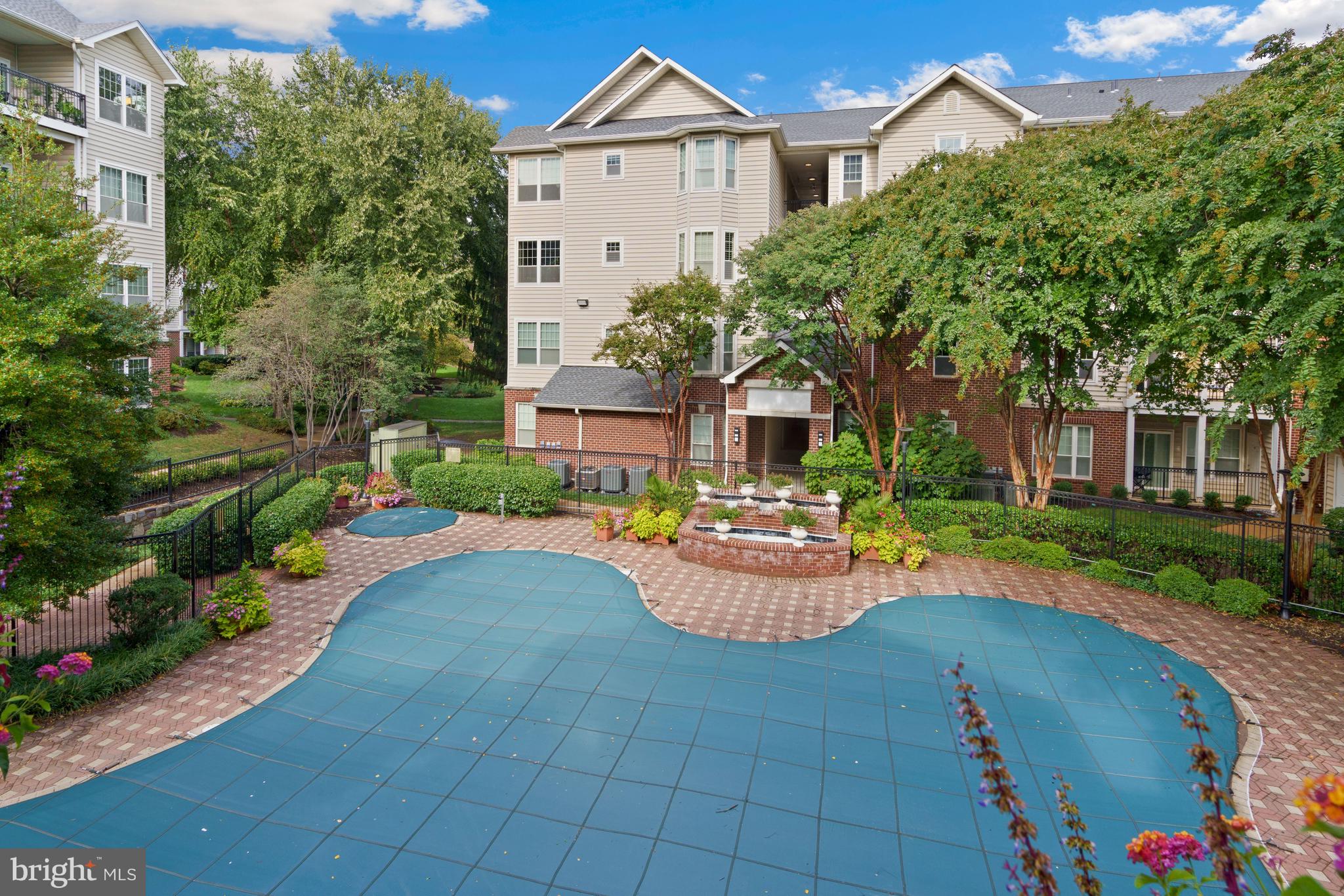 GATES OF MCLEAN - Residential Lease