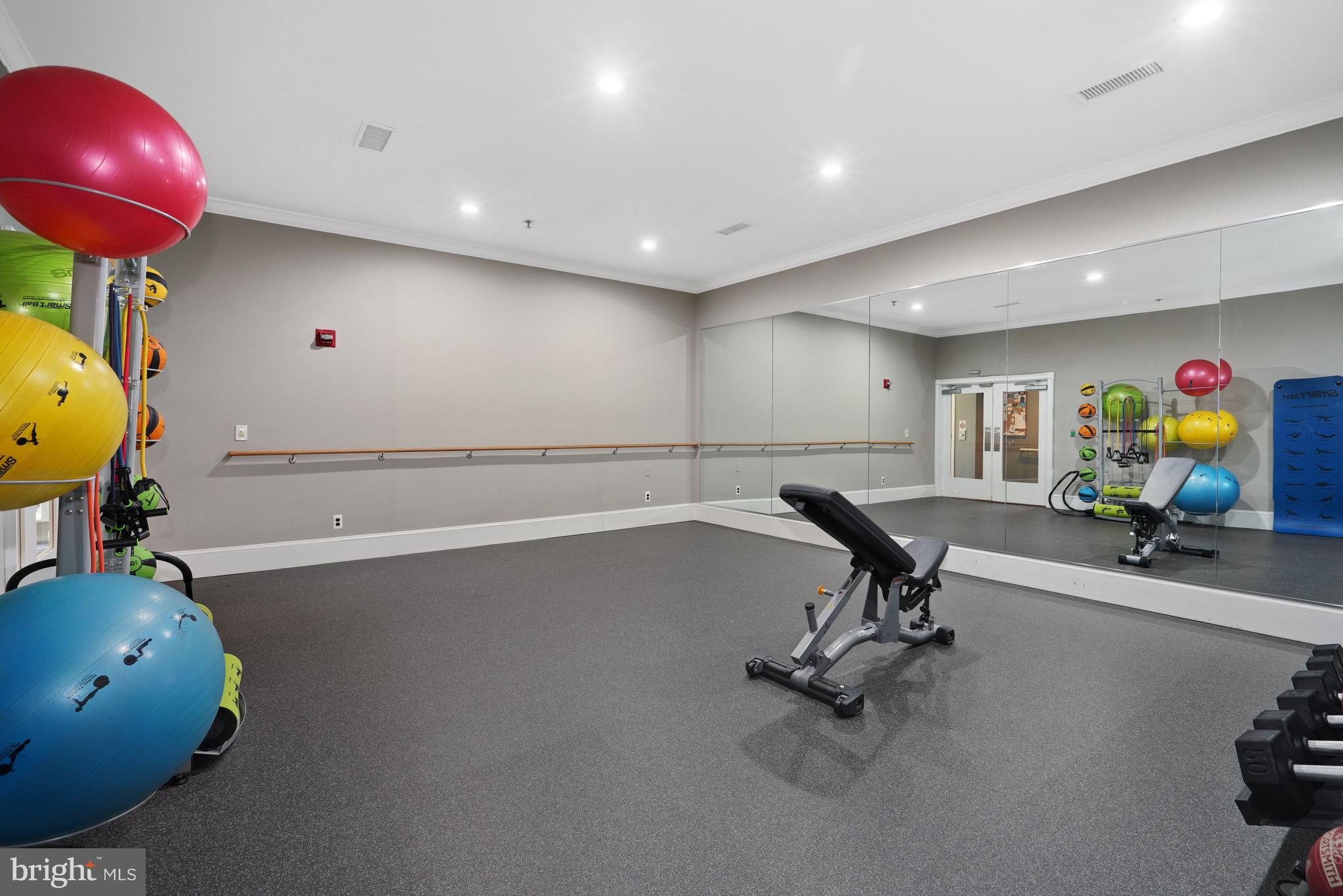 GATES OF MCLEAN - Residential Lease