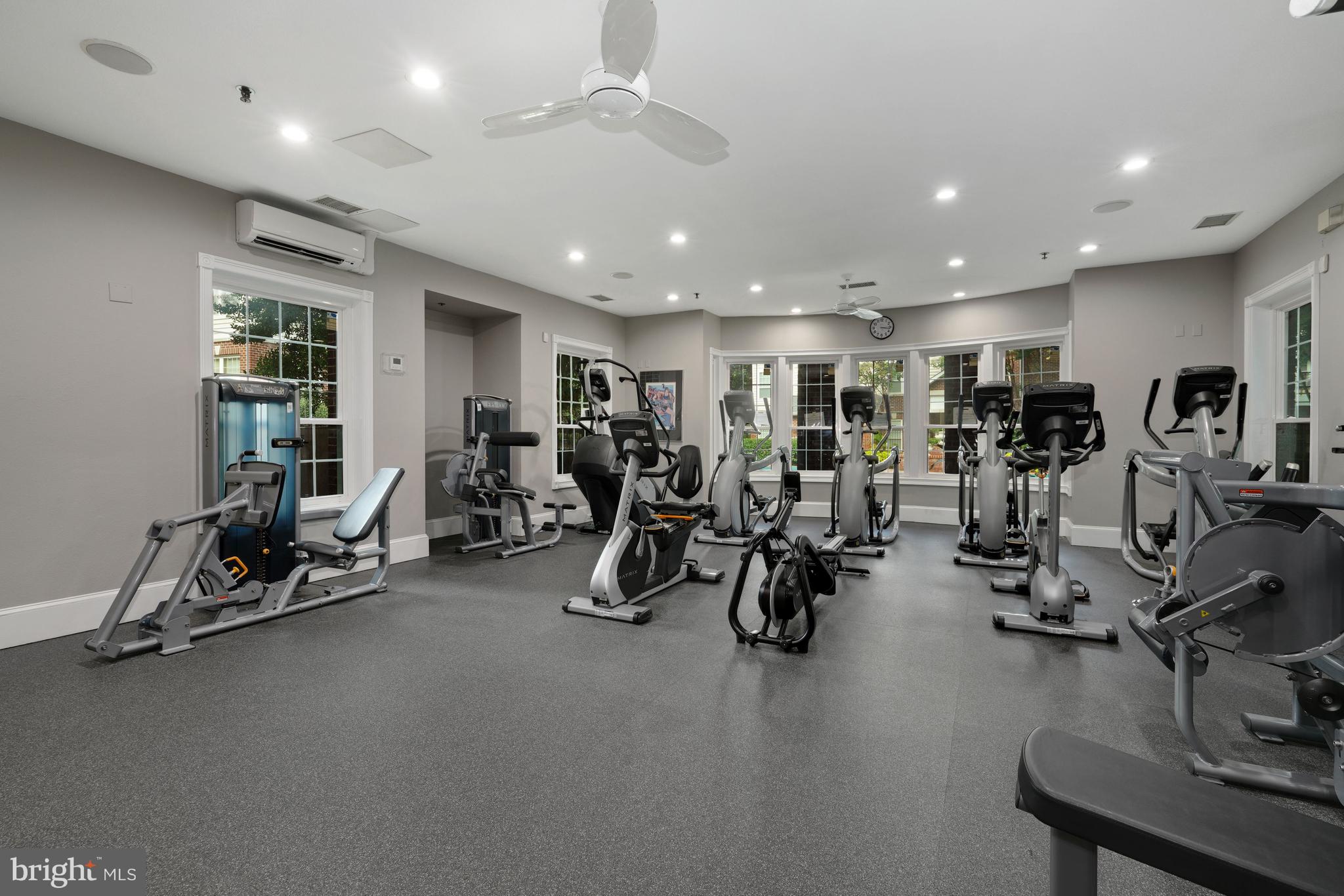 GATES OF MCLEAN - Residential Lease