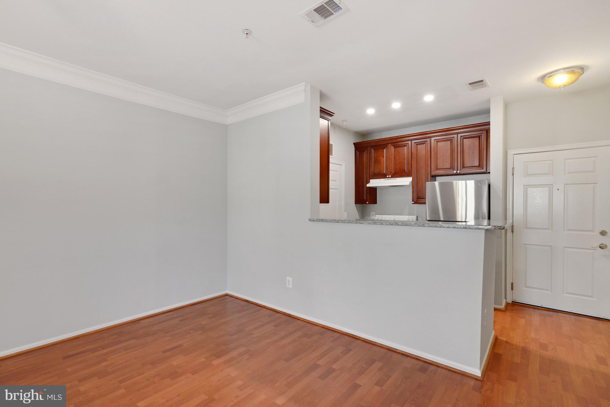 GATES OF MCLEAN - Residential Lease