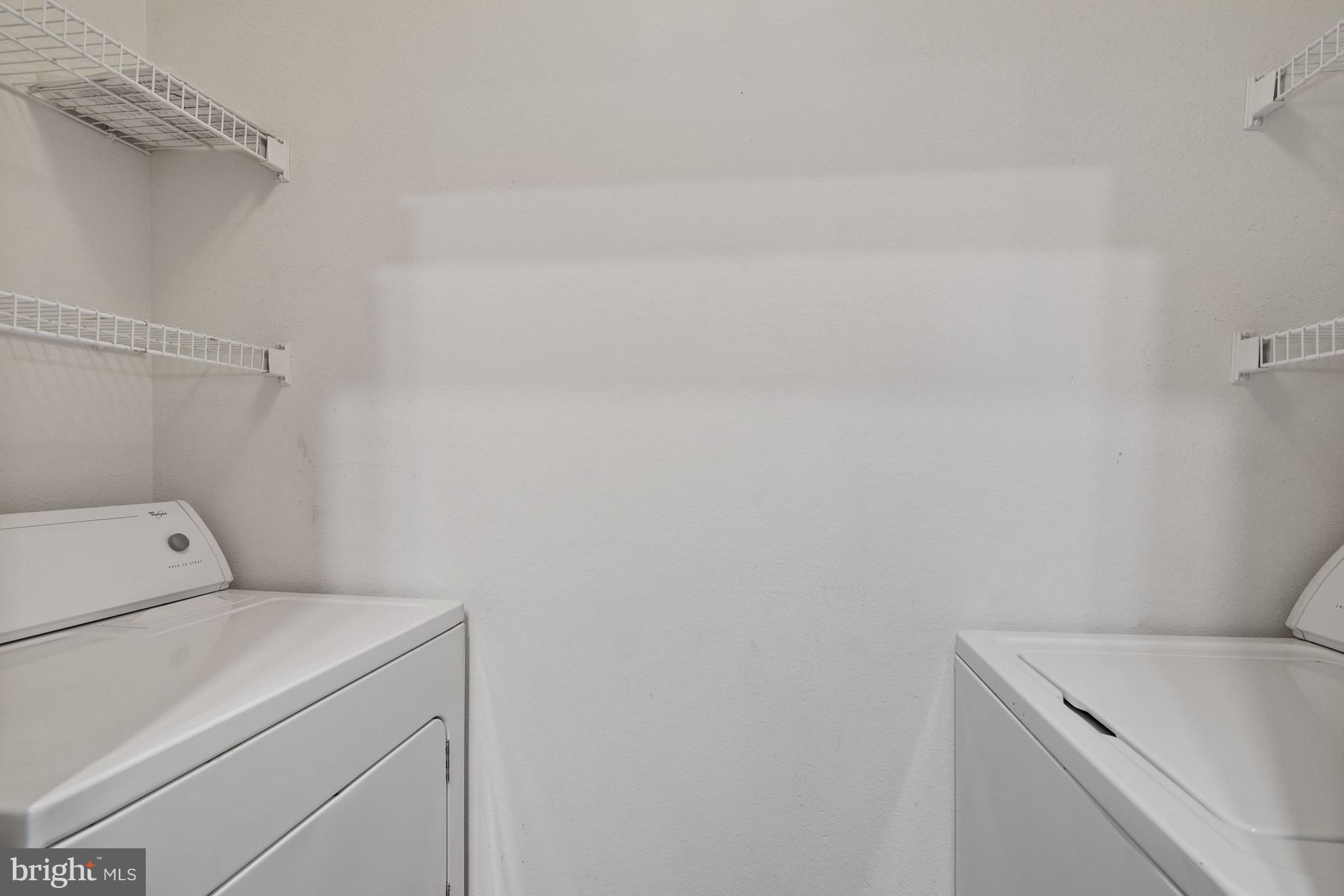 GATES OF MCLEAN - Residential Lease