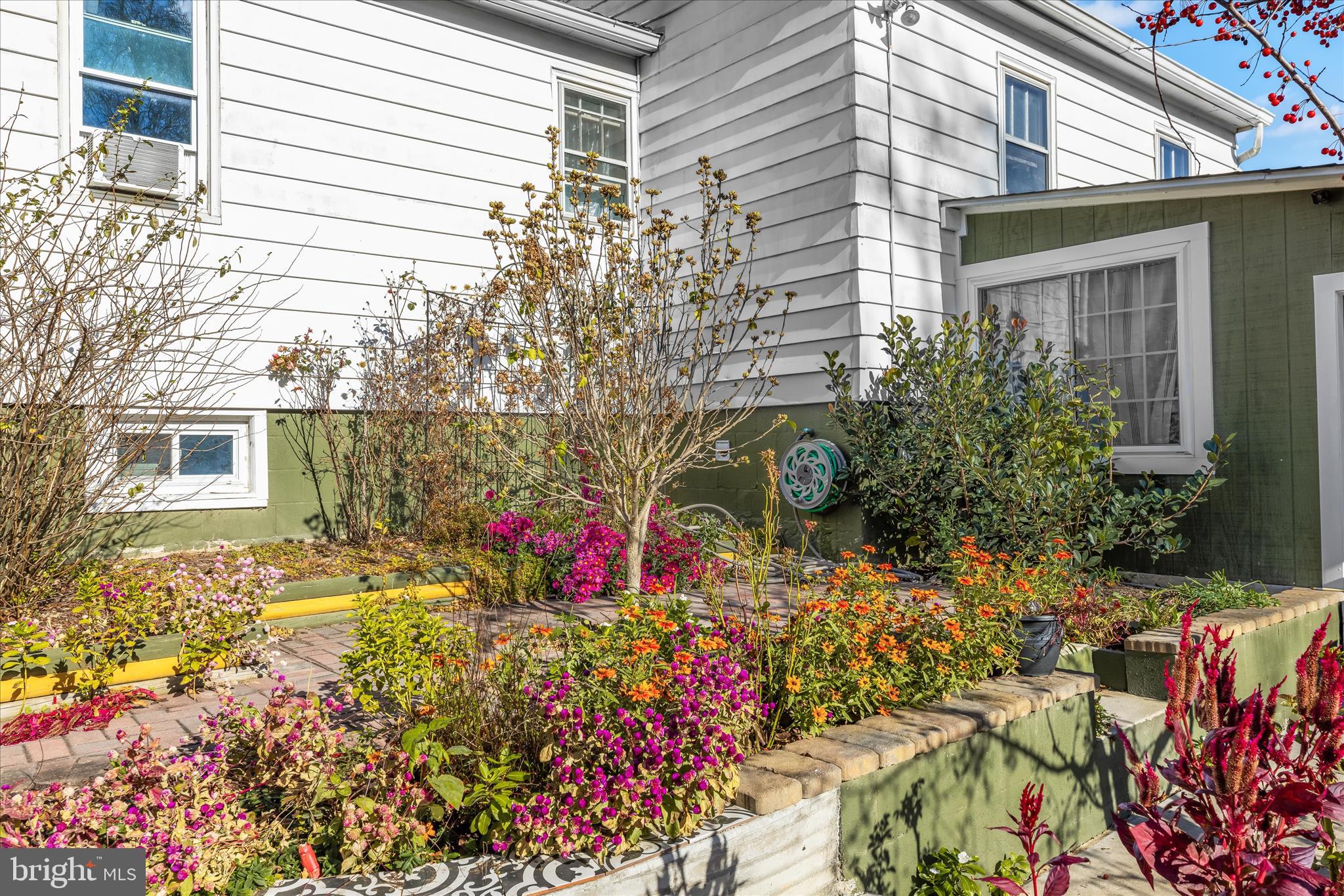 ROSEMONT - Residential