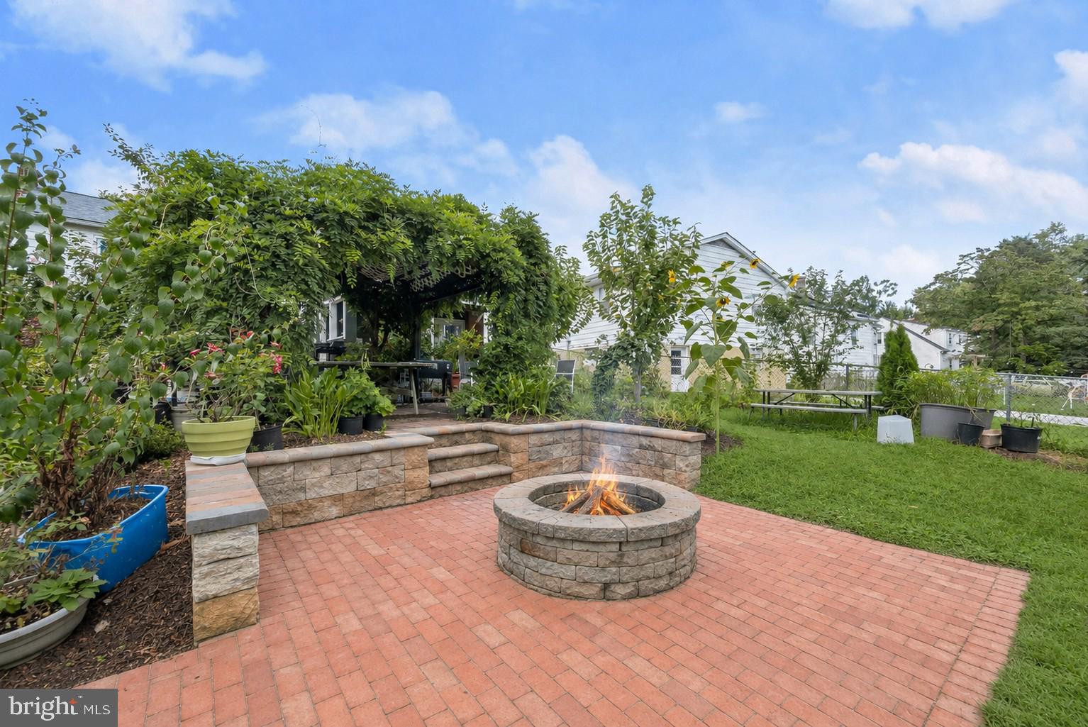 2813 OAK GROVE