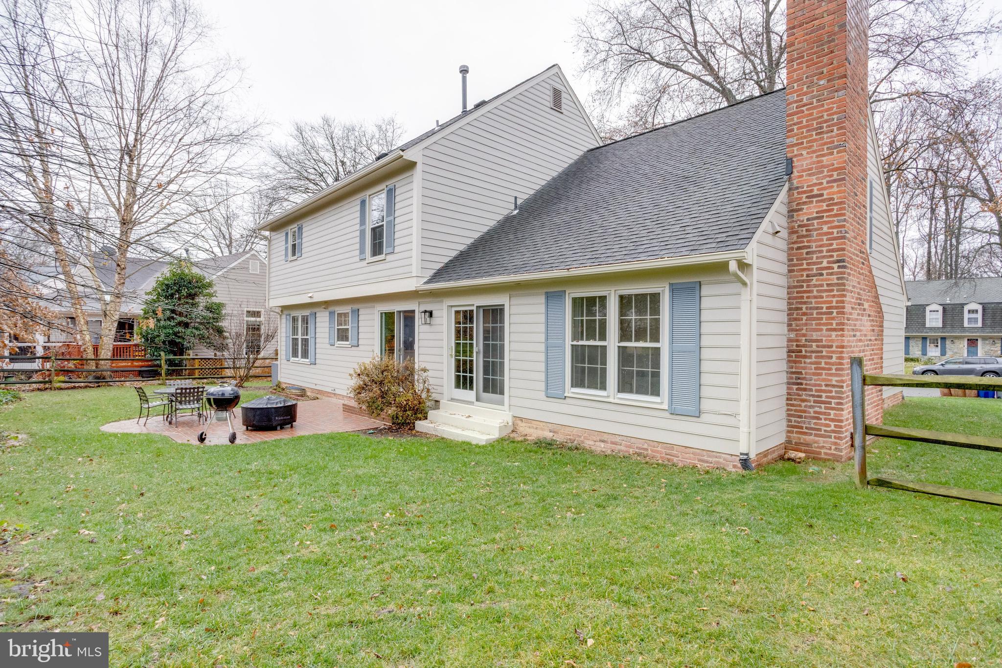 SIGNAL HILL - Residential