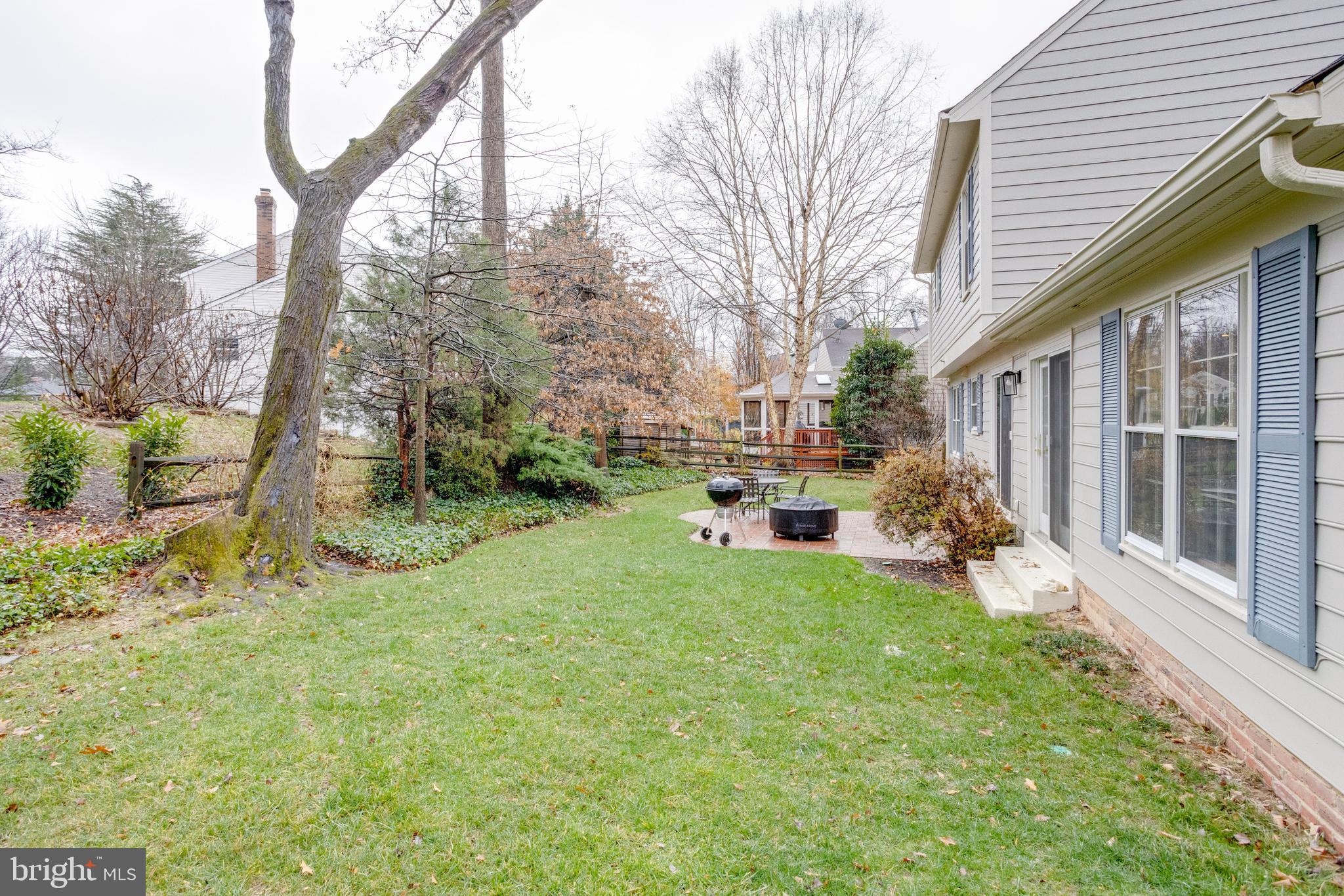 SIGNAL HILL - Residential