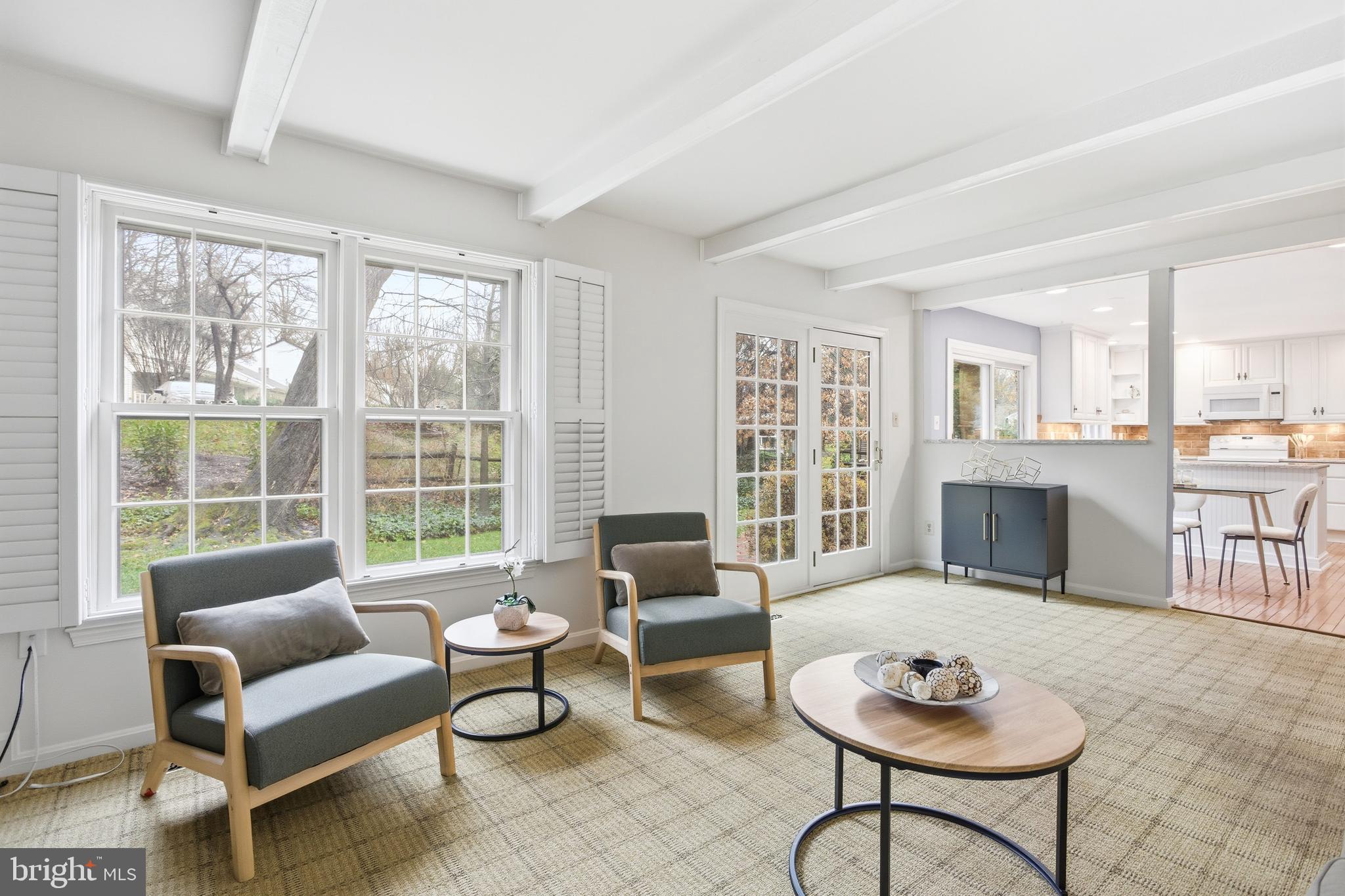 SIGNAL HILL - Residential