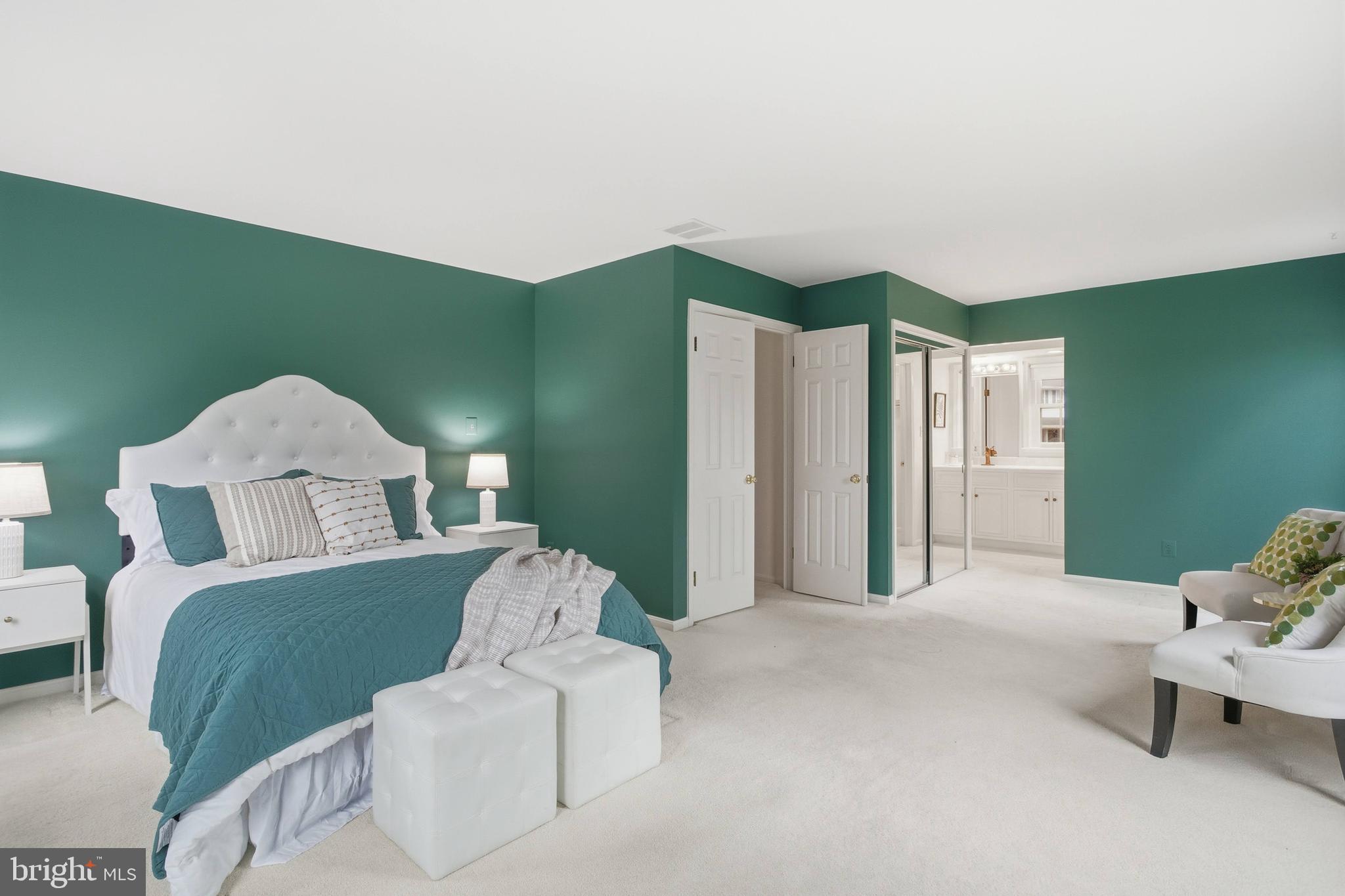 SIGNAL HILL - Residential